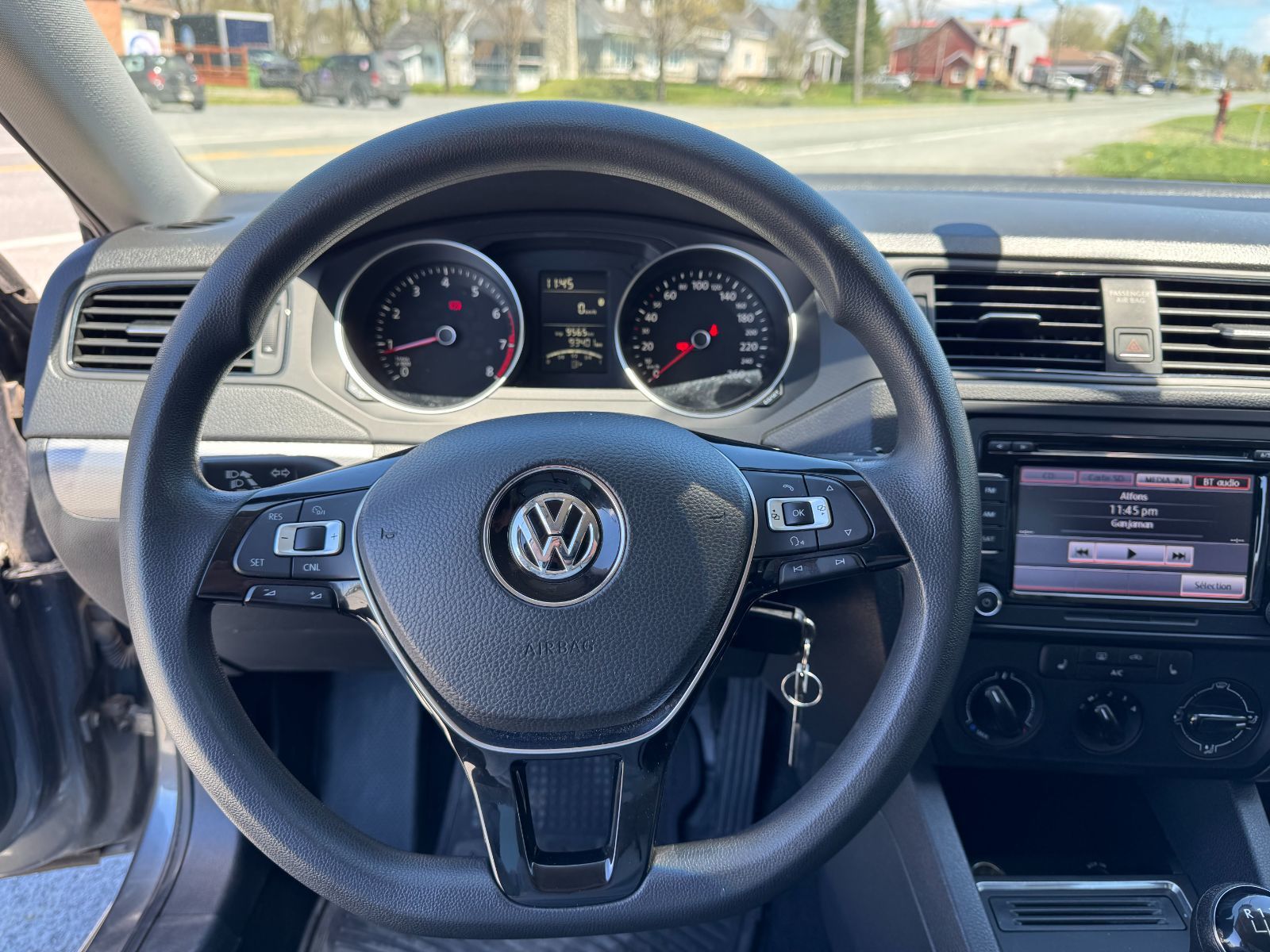 2015 VOLKWAGEN JETTA TREMDLINE
