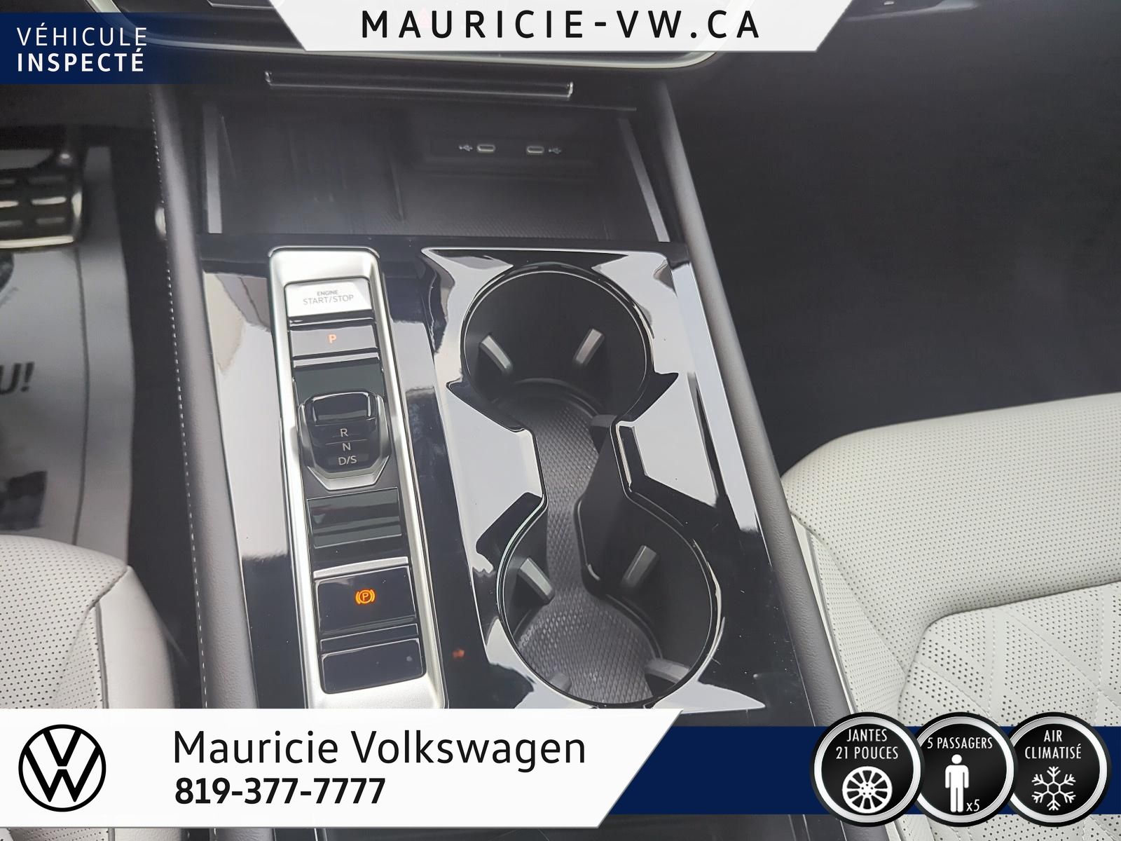 2025 Volkswagen Atlas Cross Sport Execline