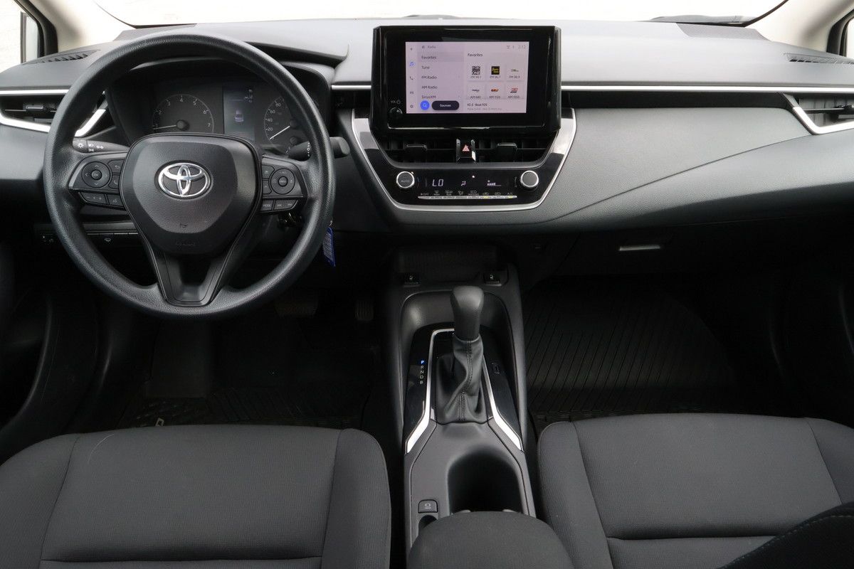Photo Toyota Corolla LE 2025 #8