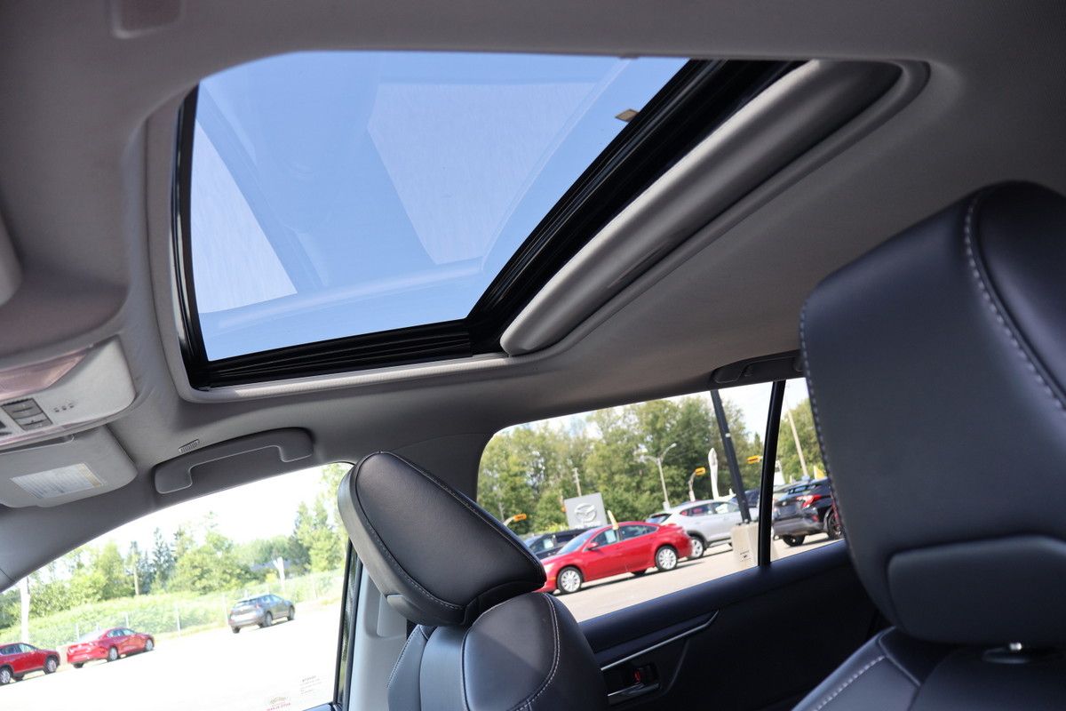 Photo Toyota RAV4 XLE 2023 #8