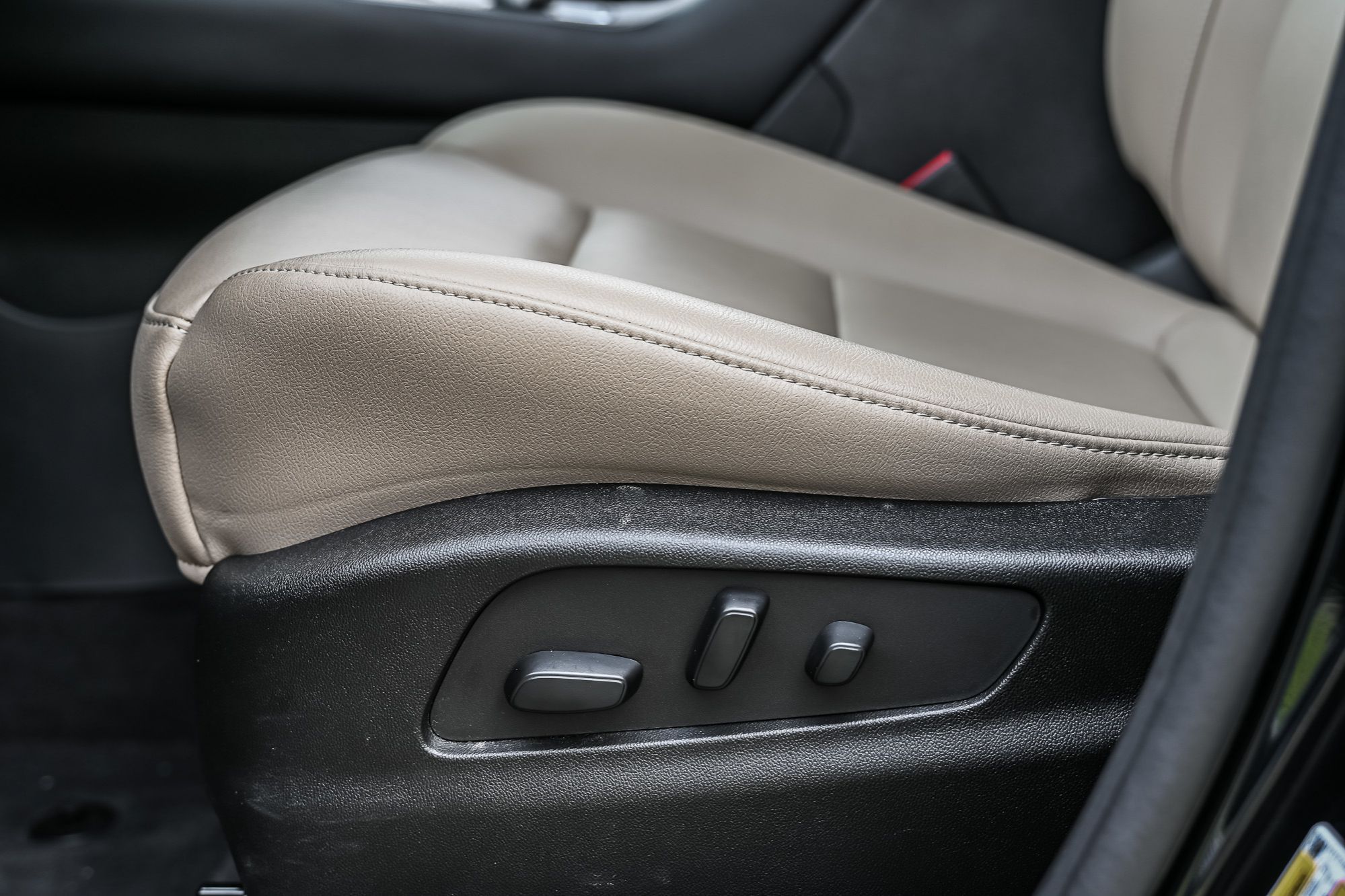 Cadillac XT4  2024