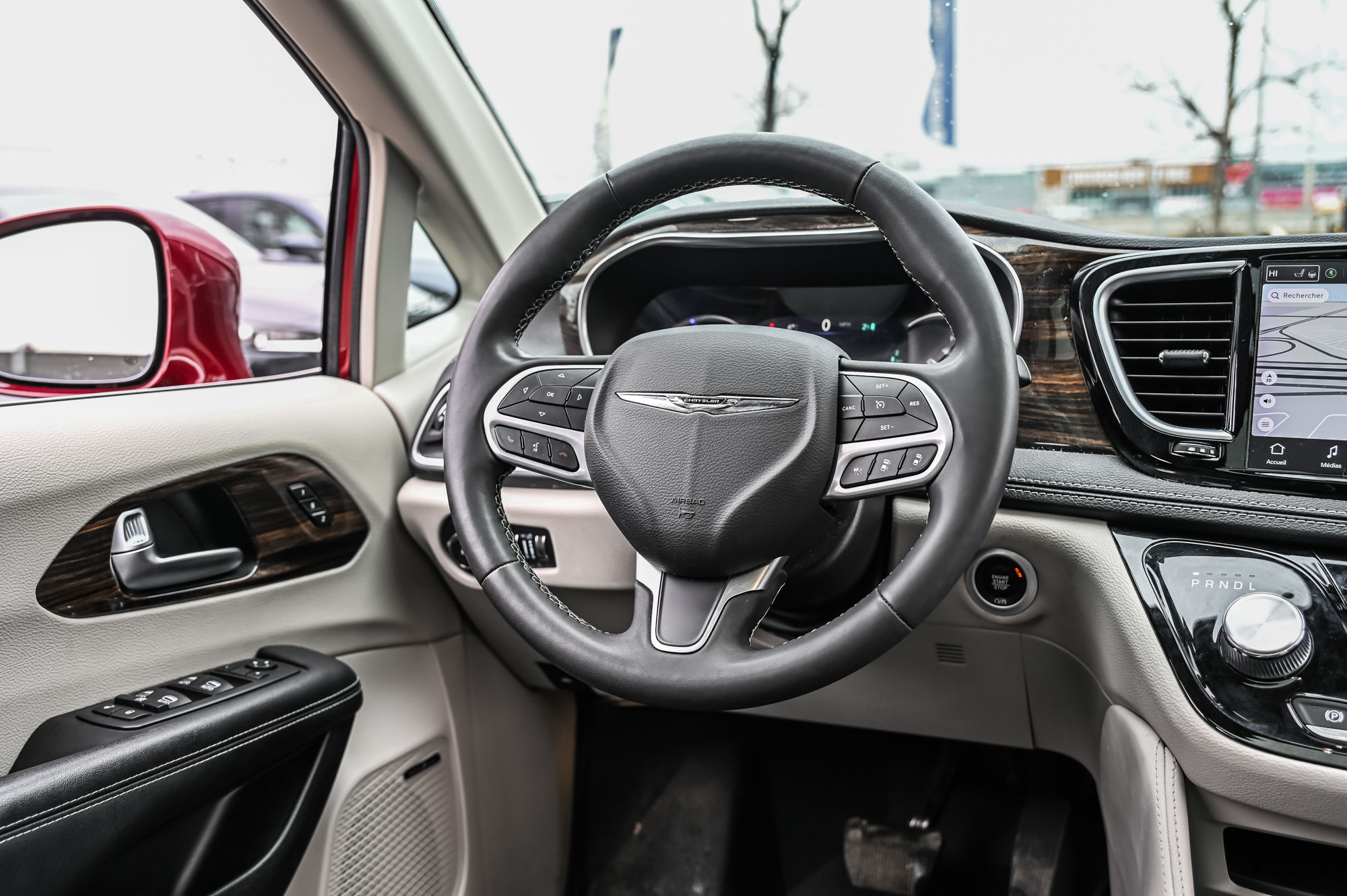 Chrysler Pacifica Hybrid  2022 à Dorval, Québec