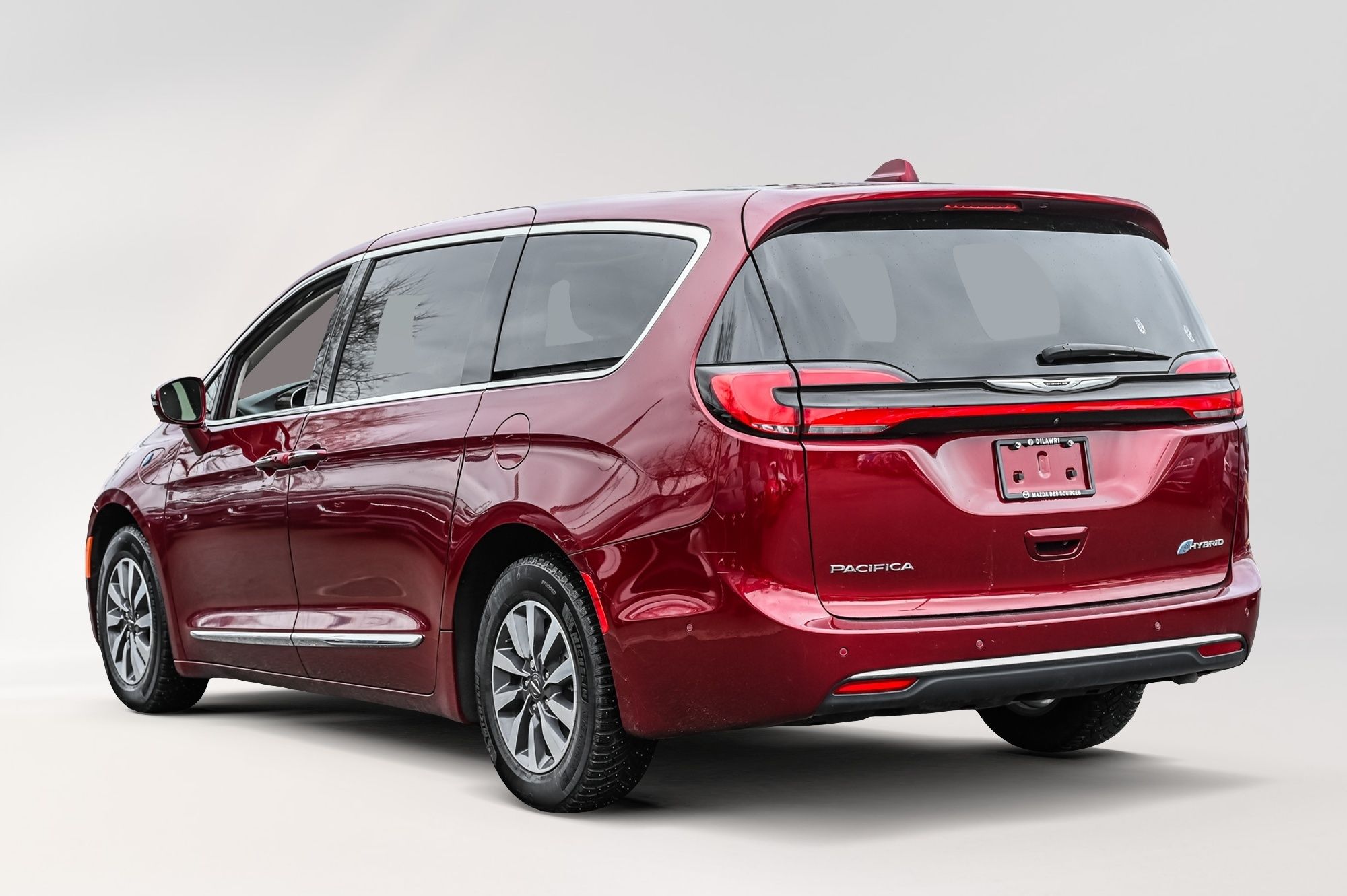 Chrysler Pacifica Hybrid  2022 à Dorval, Québec