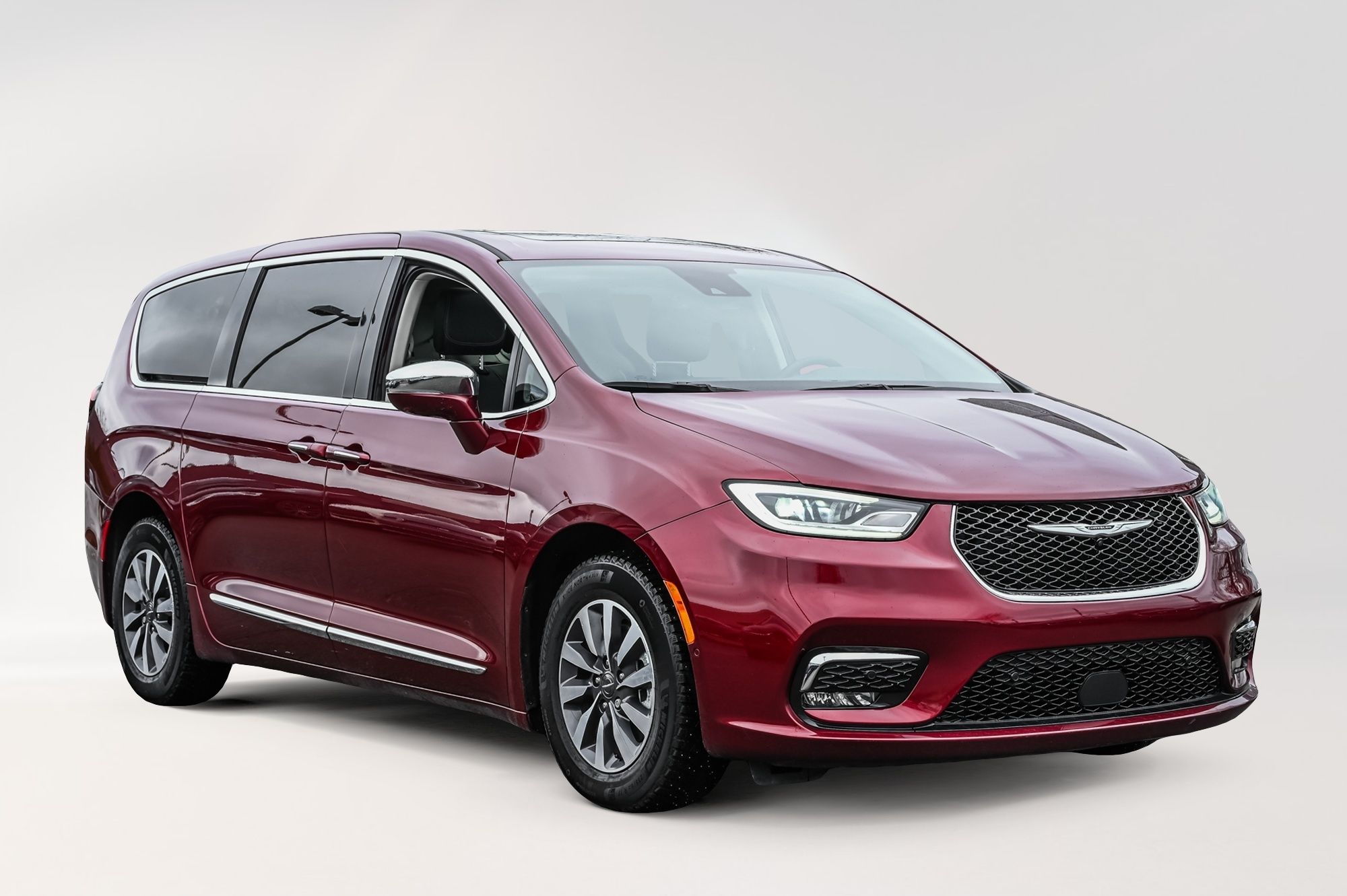 Chrysler Pacifica Hybrid  2022 à Dorval, Québec