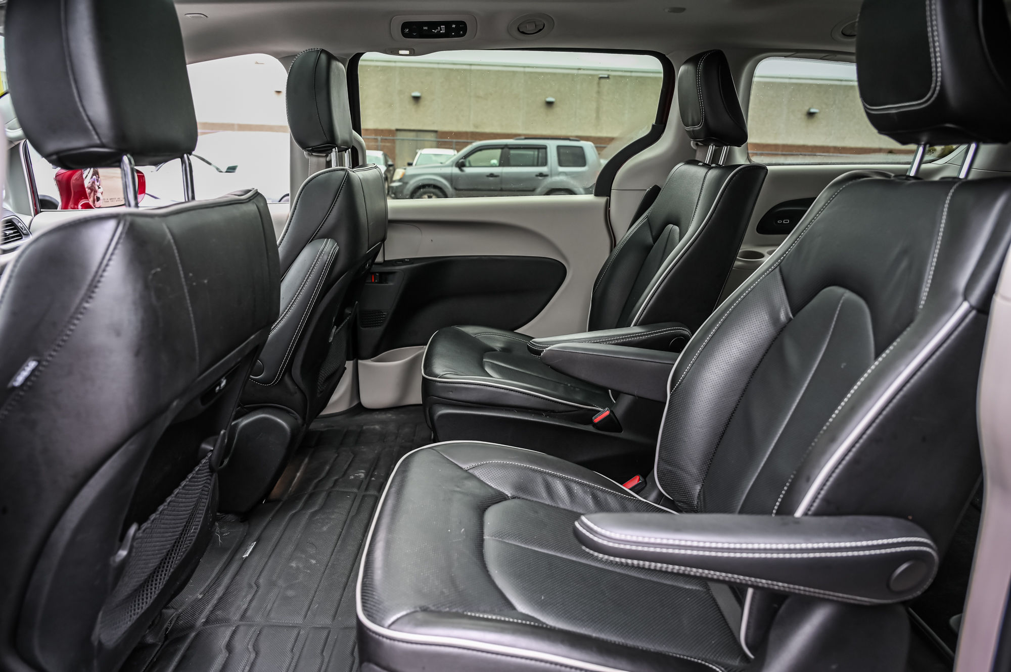 Chrysler Pacifica Hybrid  2022 à Dorval, Québec