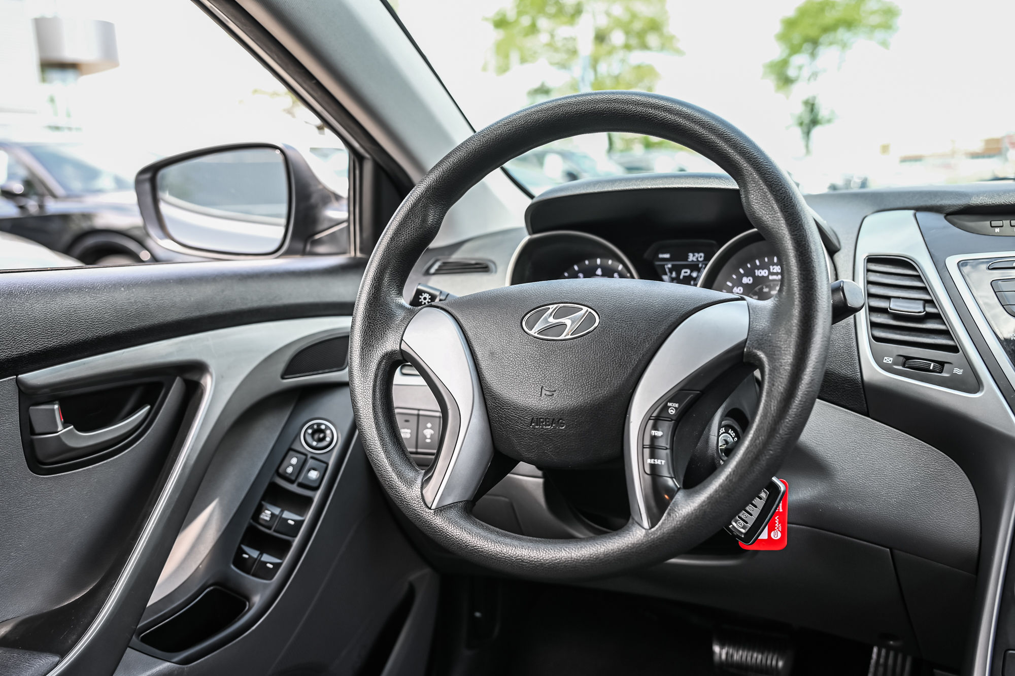 Hyundai Elantra  2016 à Dorval, Québec