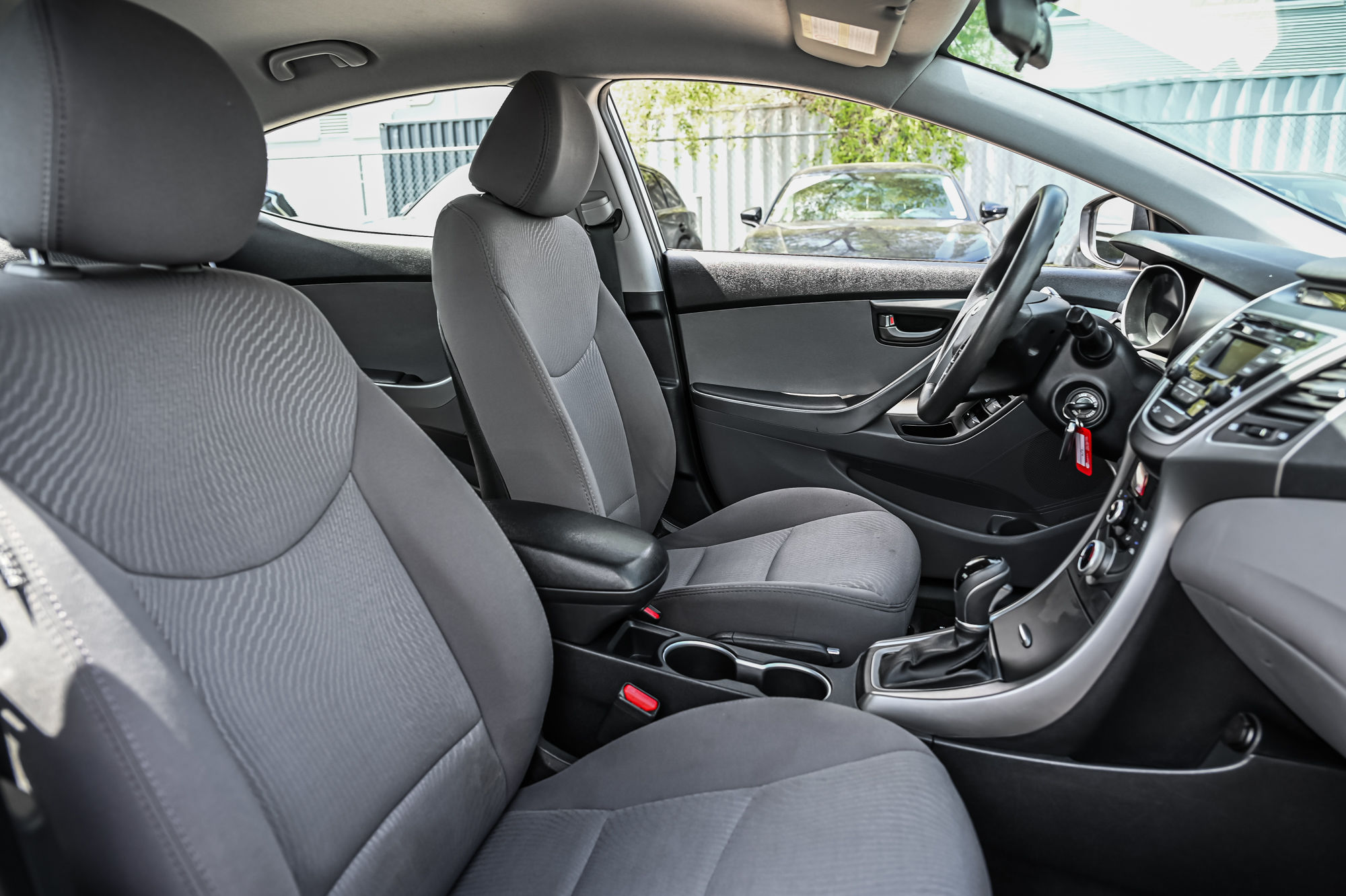 Hyundai Elantra  2016 à Dorval, Québec
