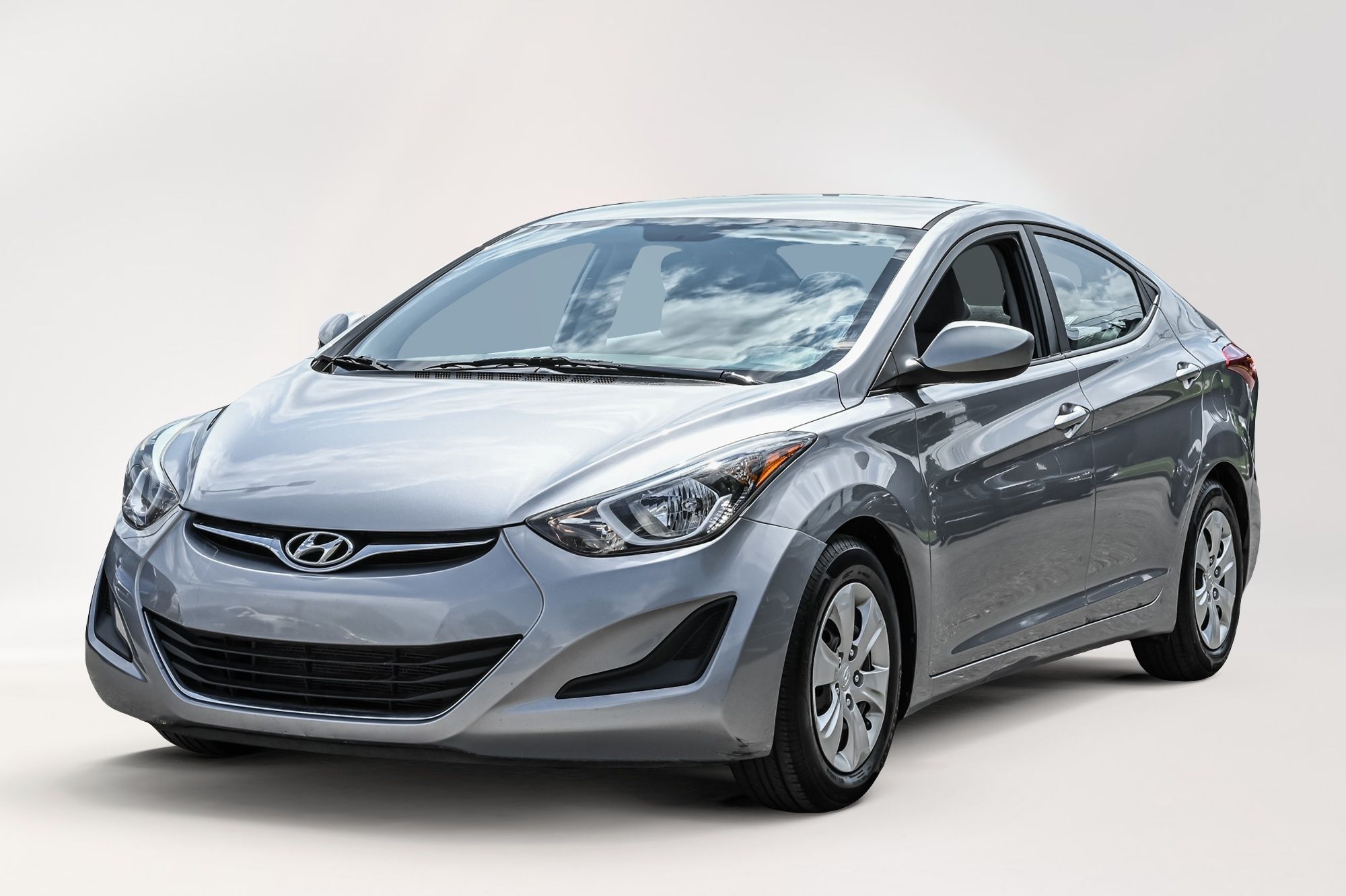 Hyundai Elantra  2016 à Dorval, Québec