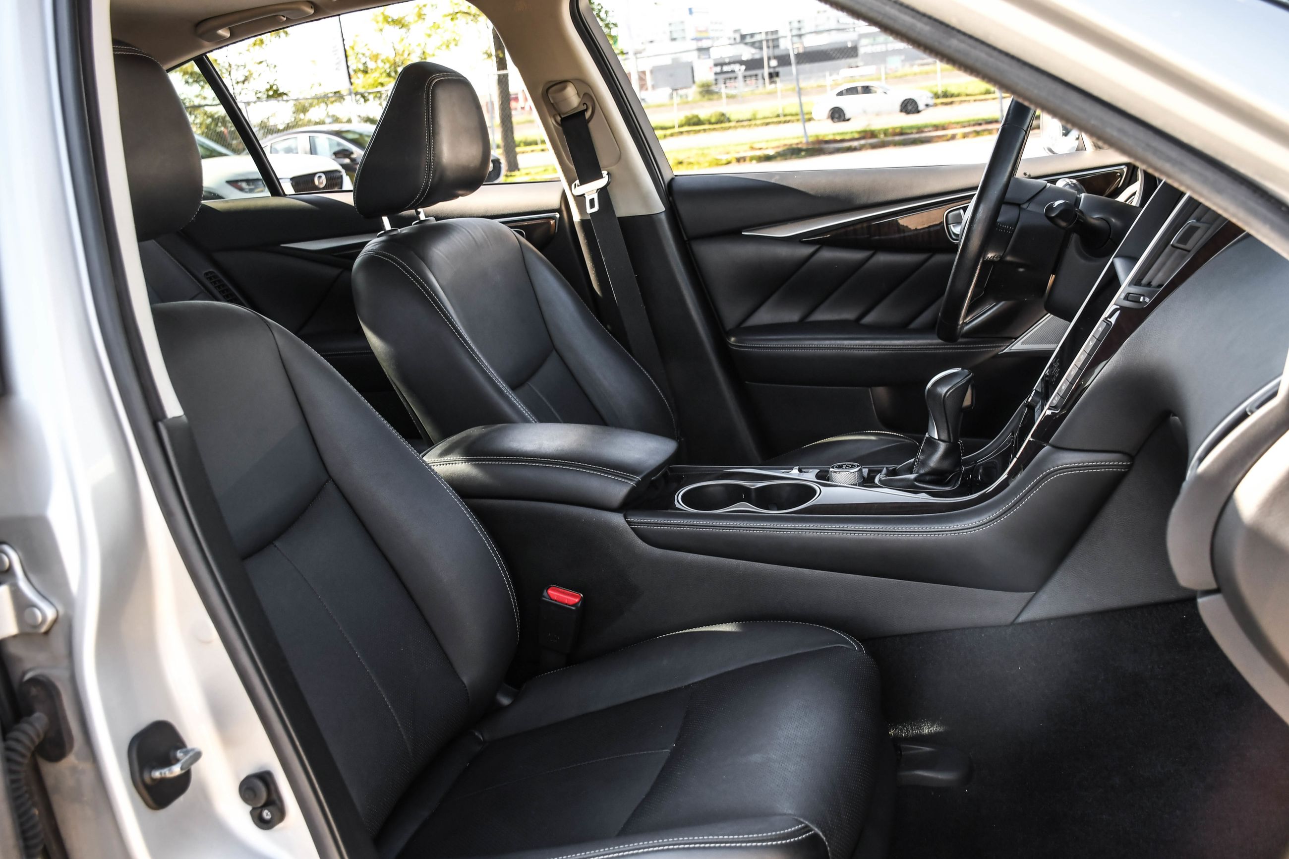 Infiniti Q50  2017