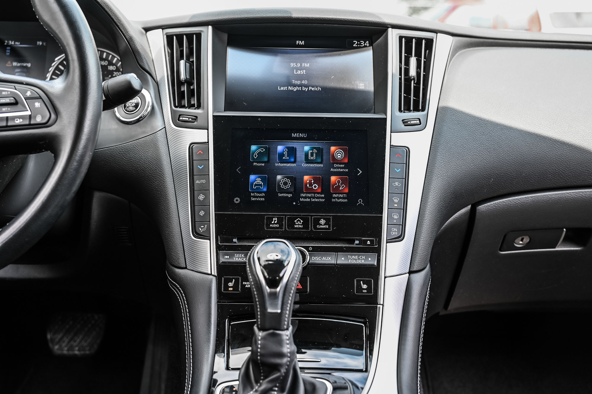 2021 Infiniti Q50 in Dorval, Quebec