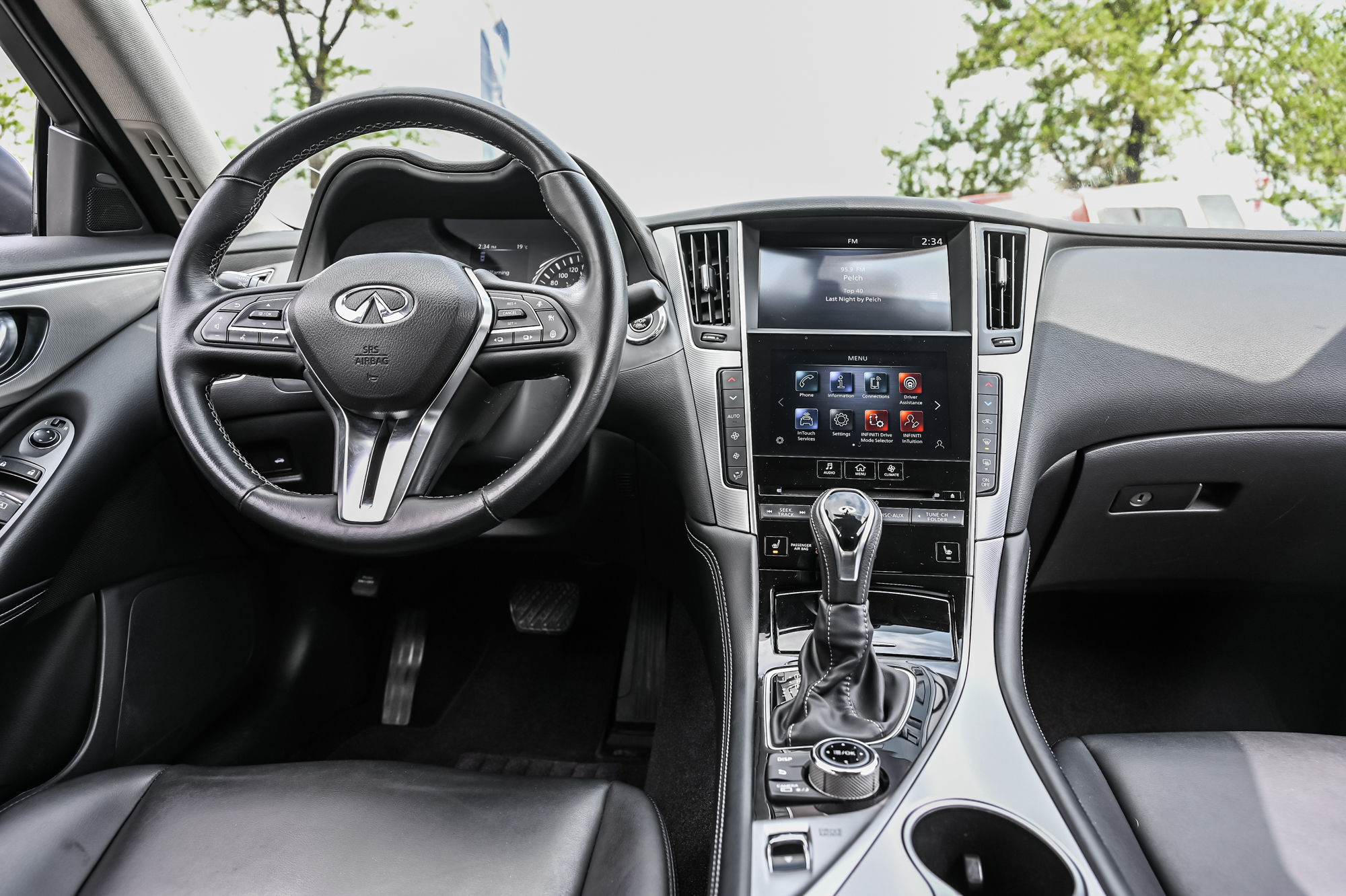2021 Infiniti Q50 in Dorval, Quebec