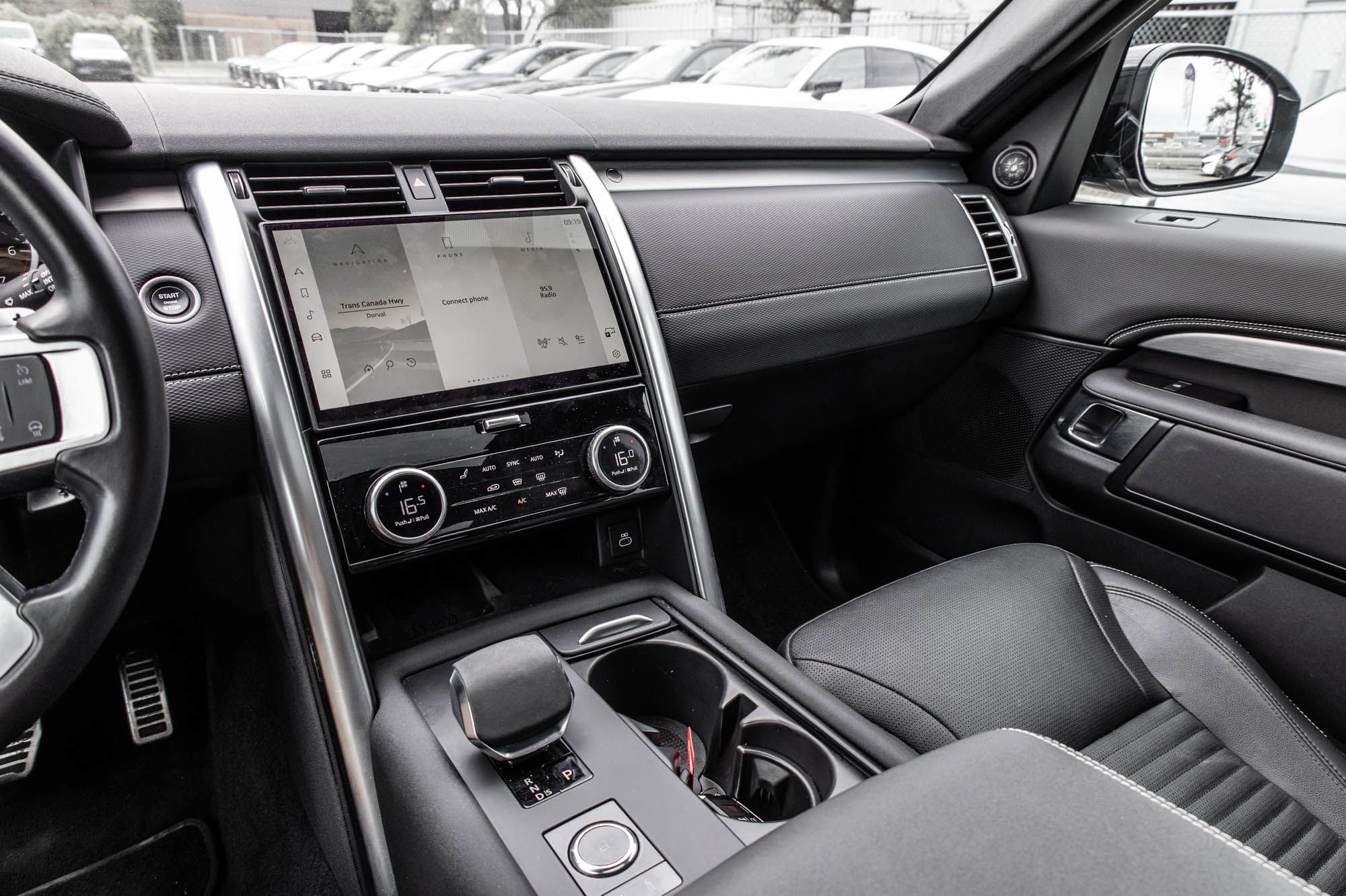 Land Rover Discovery  2023