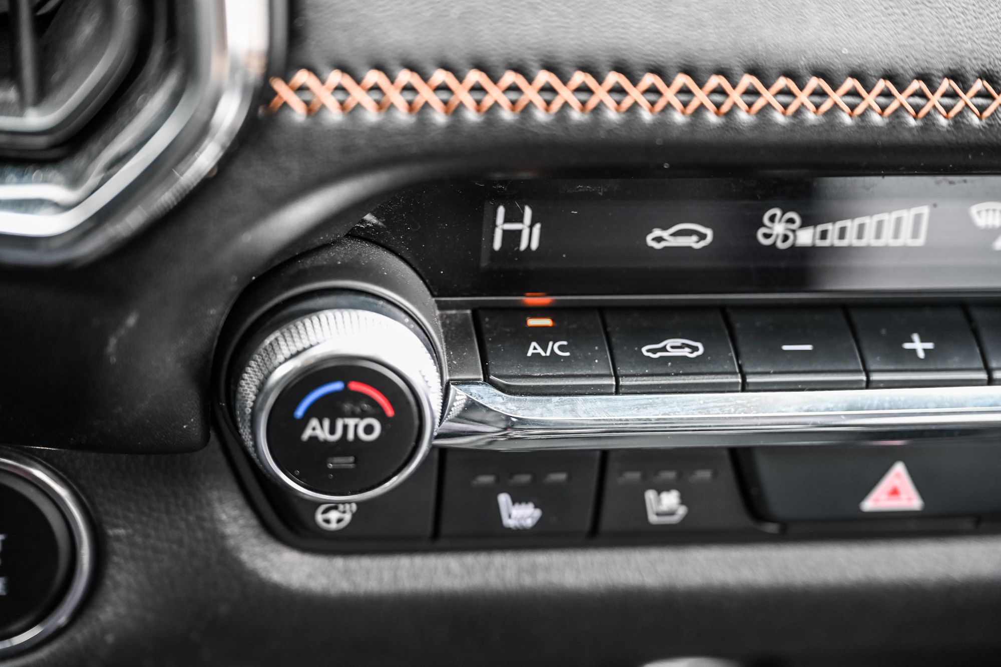 Mazda CX-50  2024 à Dorval, Québec