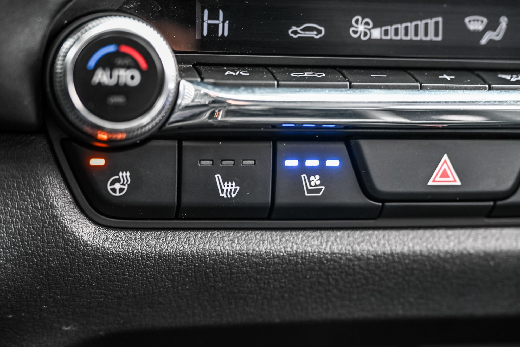 Mazda CX-50  2024 à Dorval, Québec