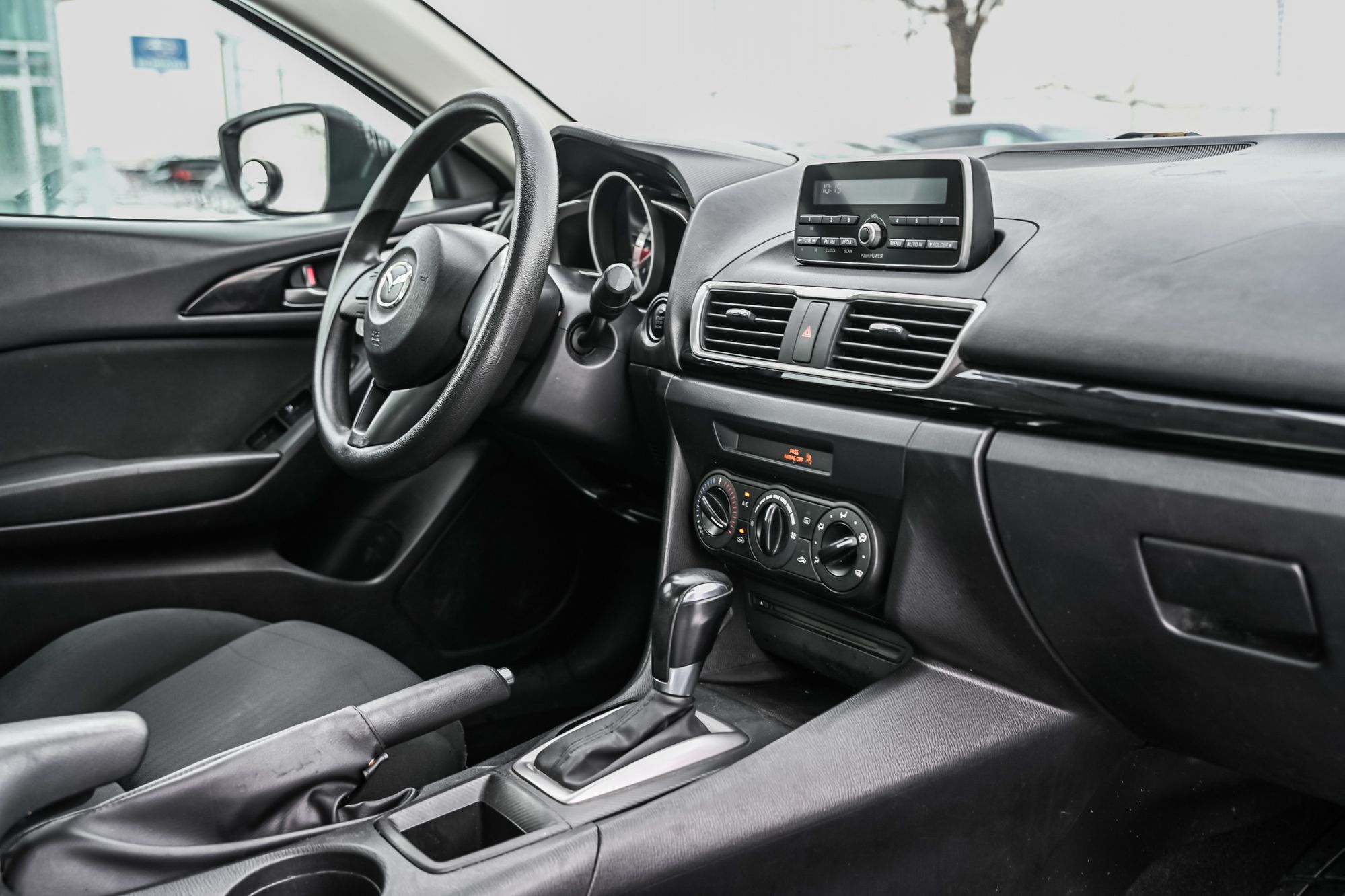 2015 Mazda 3 in Dorval, Quebec