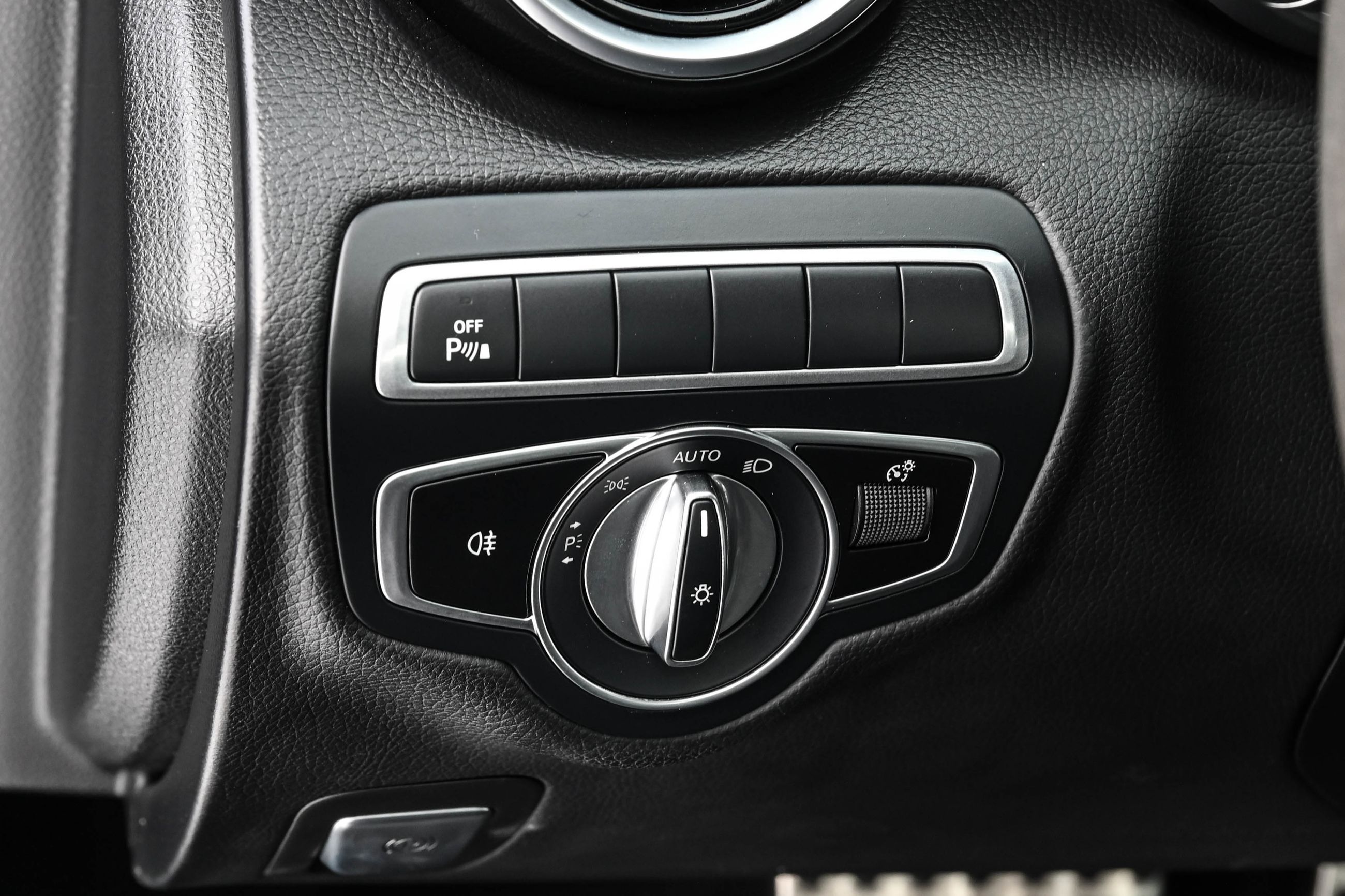 Mercedes-Benz C-Class  2019