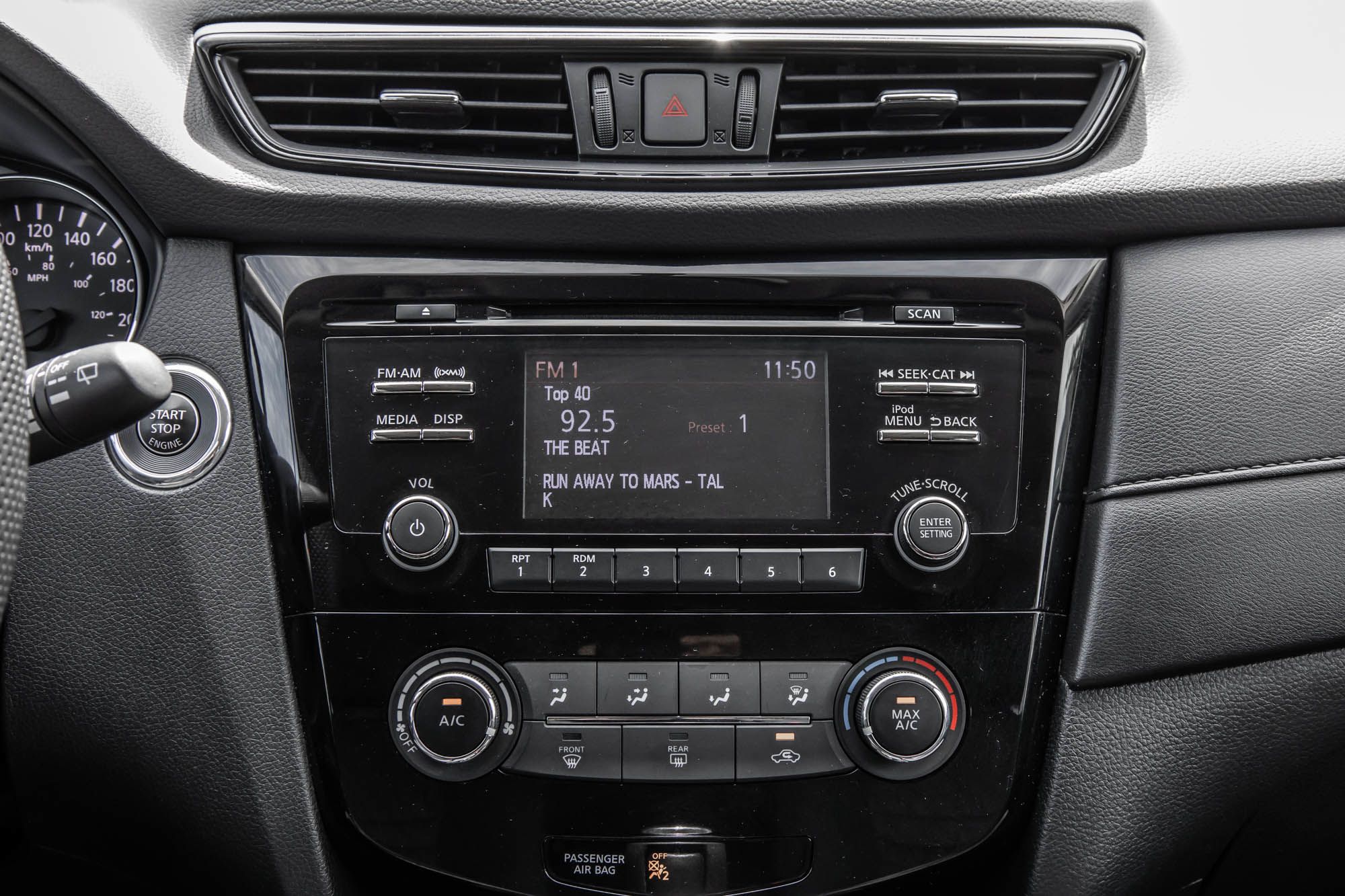 2017 Nissan Rogue in Dorval, Quebec