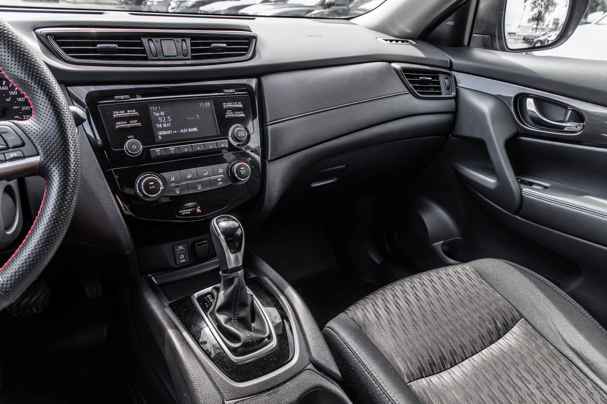 2017 Nissan Rogue in Dorval, Quebec