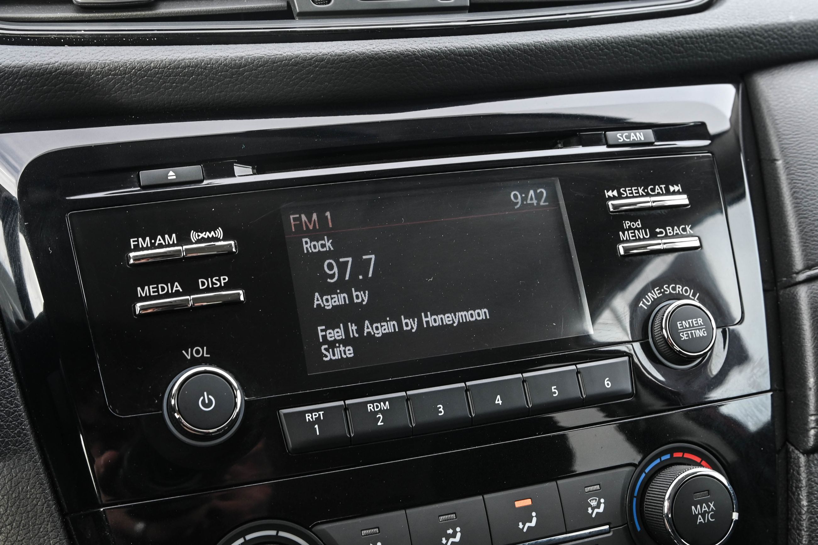 2017 Nissan Rogue in Dorval, Quebec