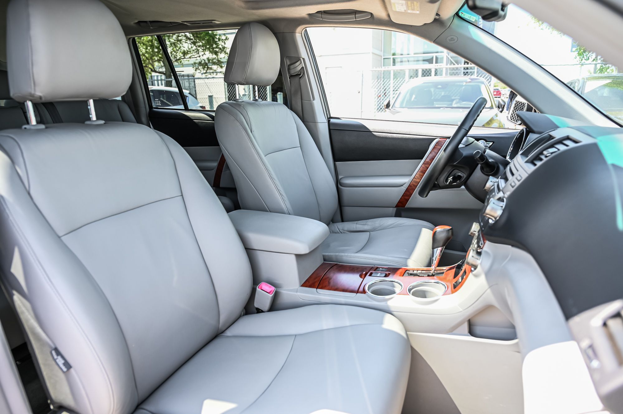 2008 Toyota Highlander in Dorval, Quebec