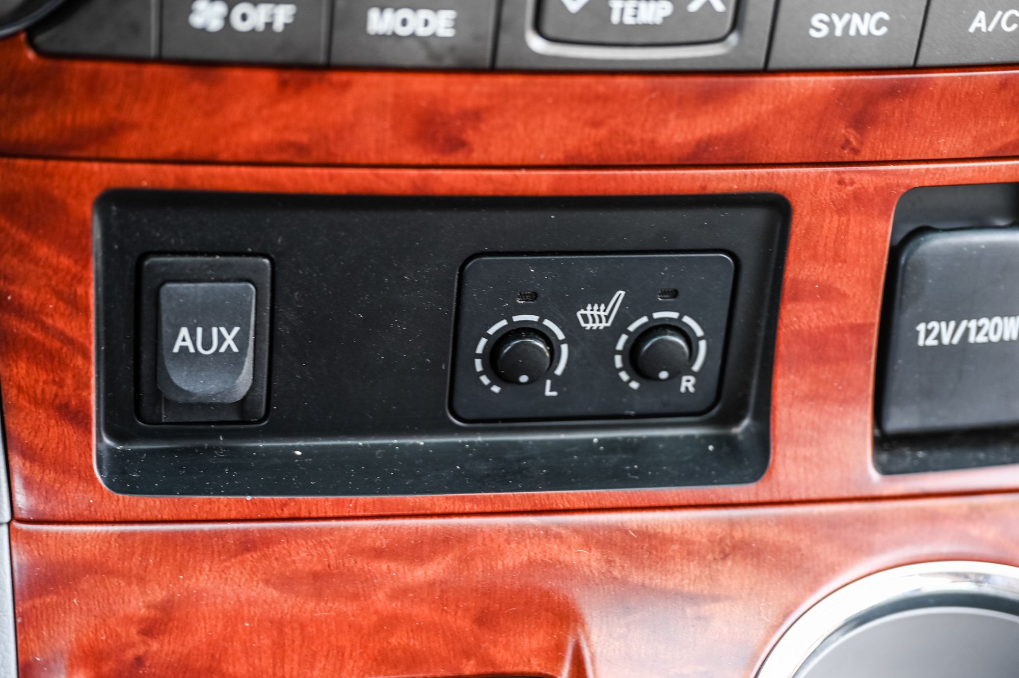 2008 Toyota Highlander in Dorval, Quebec