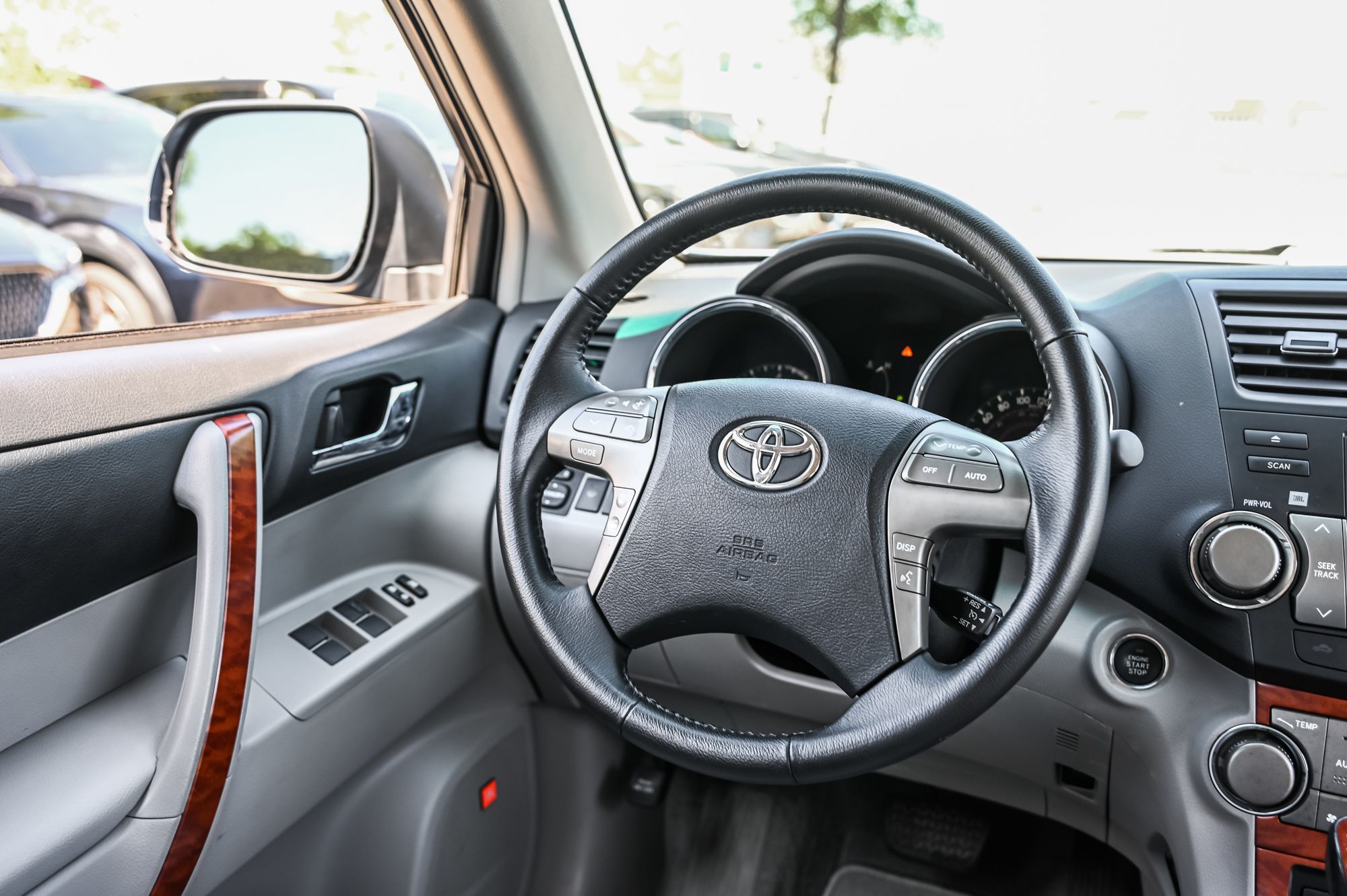 2008 Toyota Highlander in Dorval, Quebec