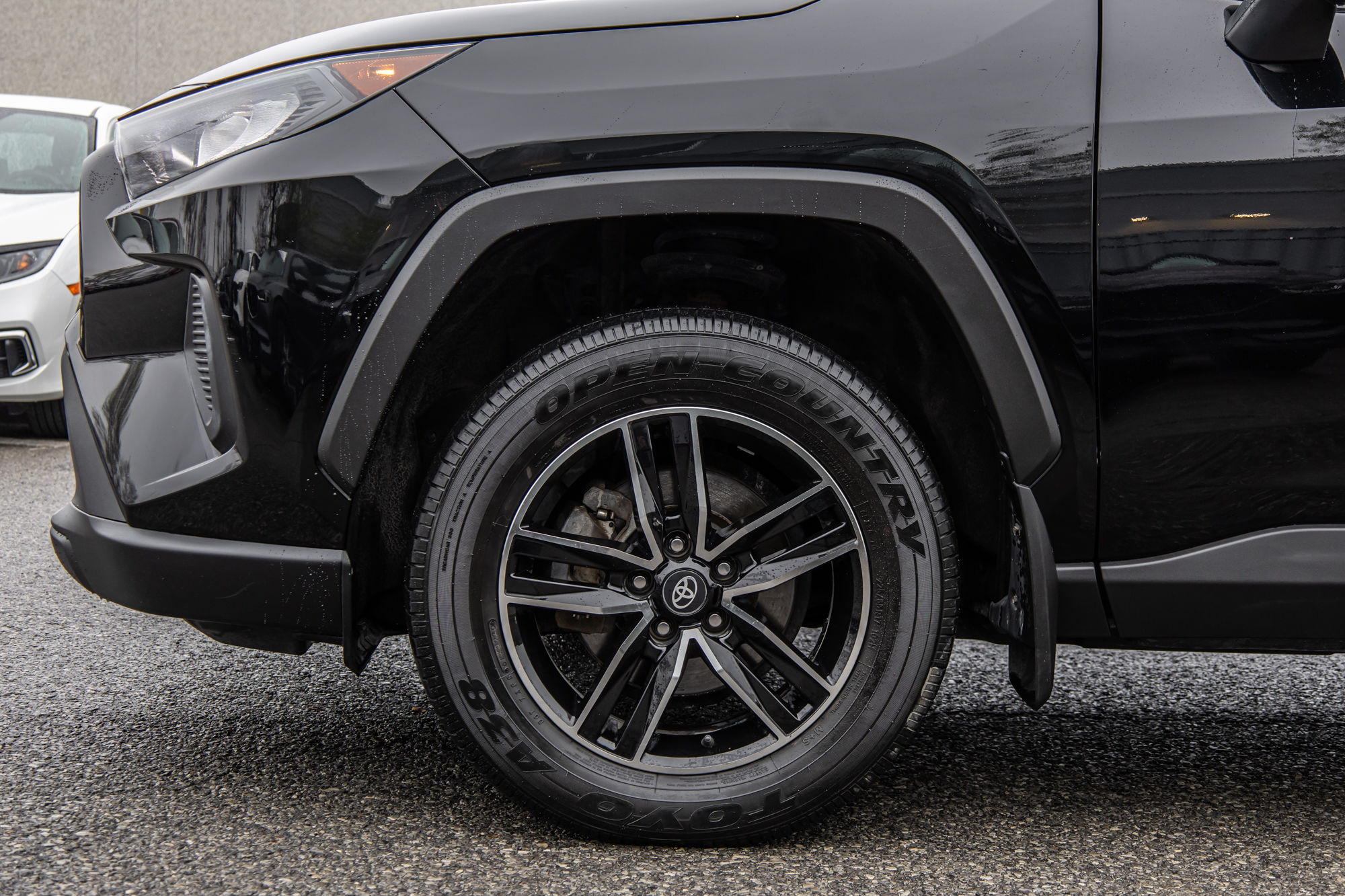 Toyota RAV4  2020 à Dorval, Québec