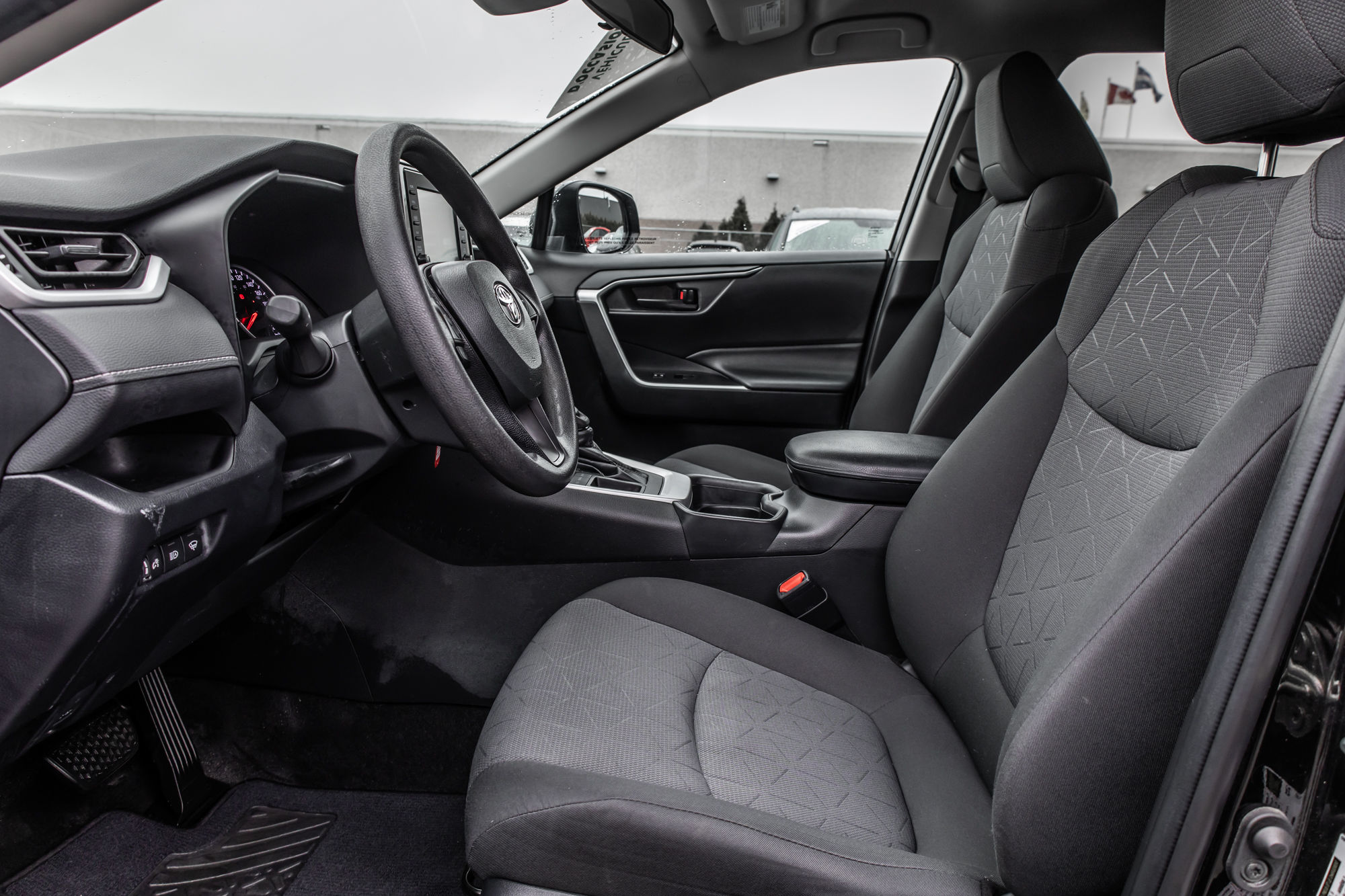 Toyota RAV4  2020 à Dorval, Québec
