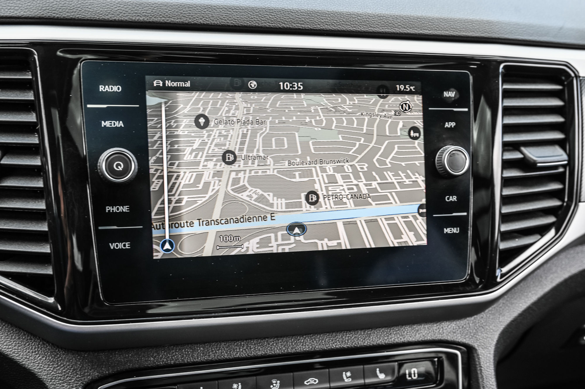 2022 Volkswagen Atlas Cross Sport in Dorval, Quebec