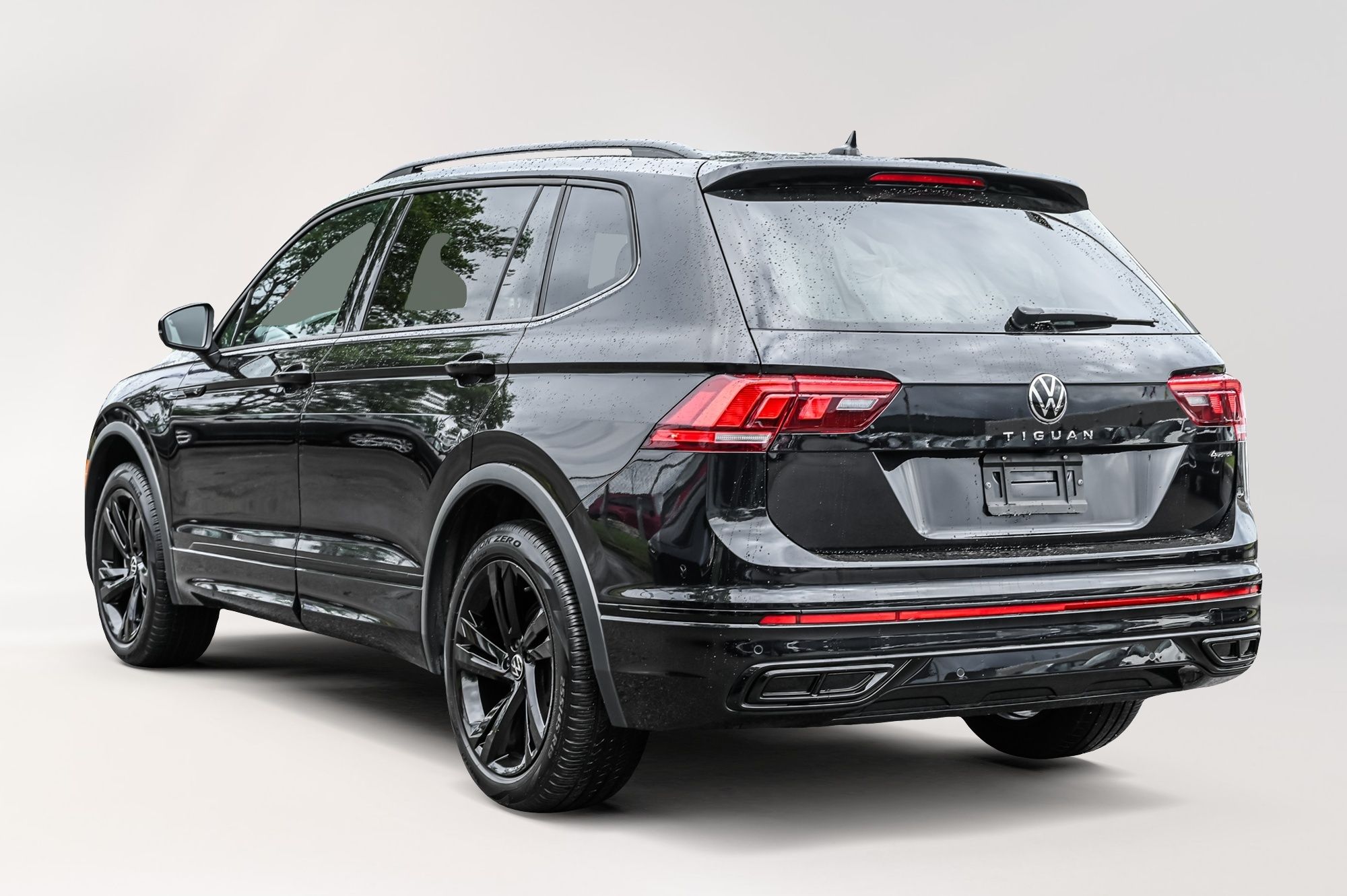 2023 Volkswagen Tiguan in Dorval, Quebec