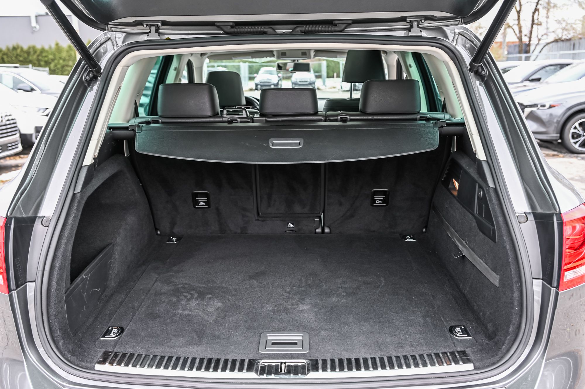 Volkswagen Touareg  2016