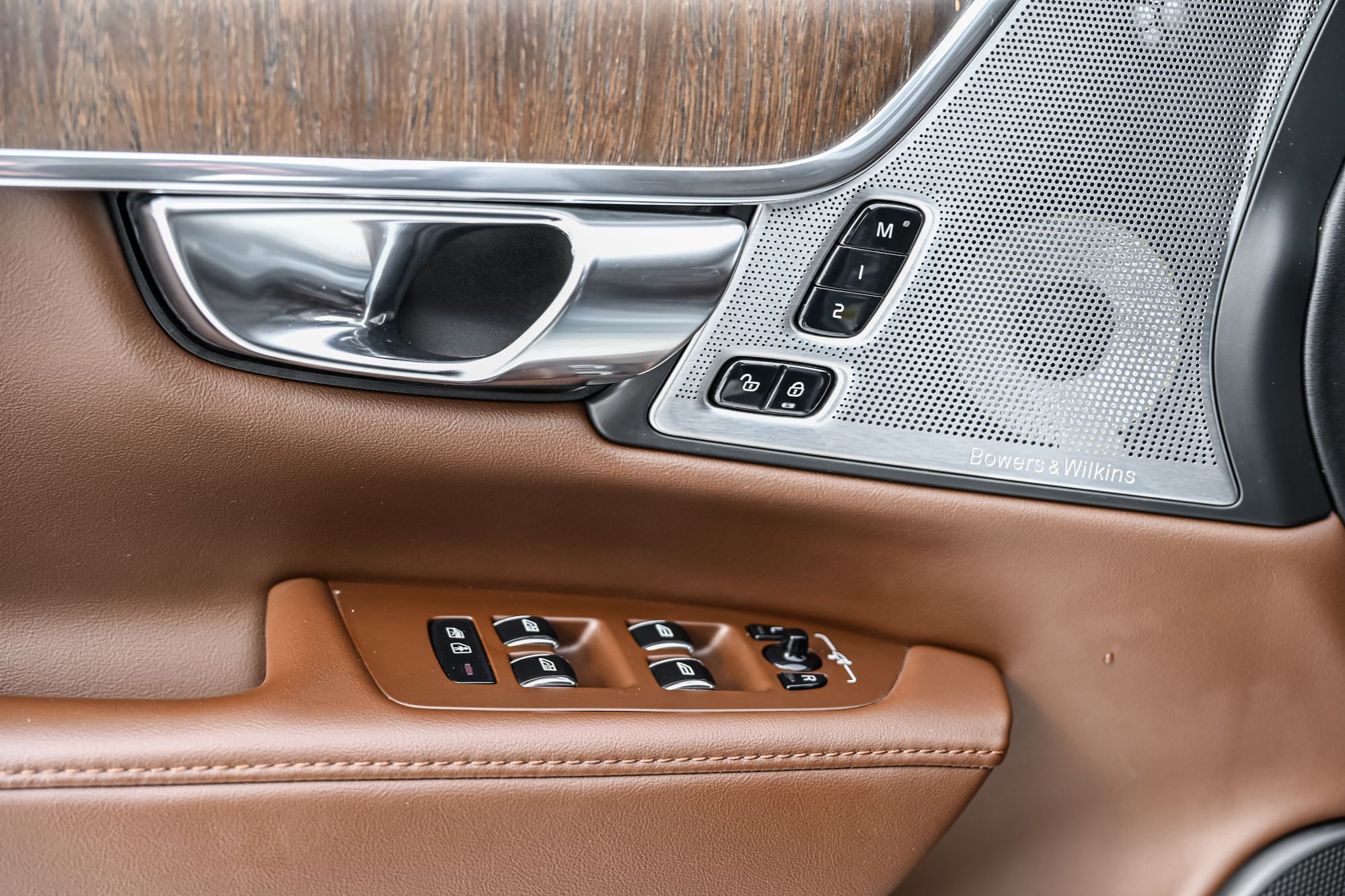 2022 Volvo S90 in Dorval, Quebec