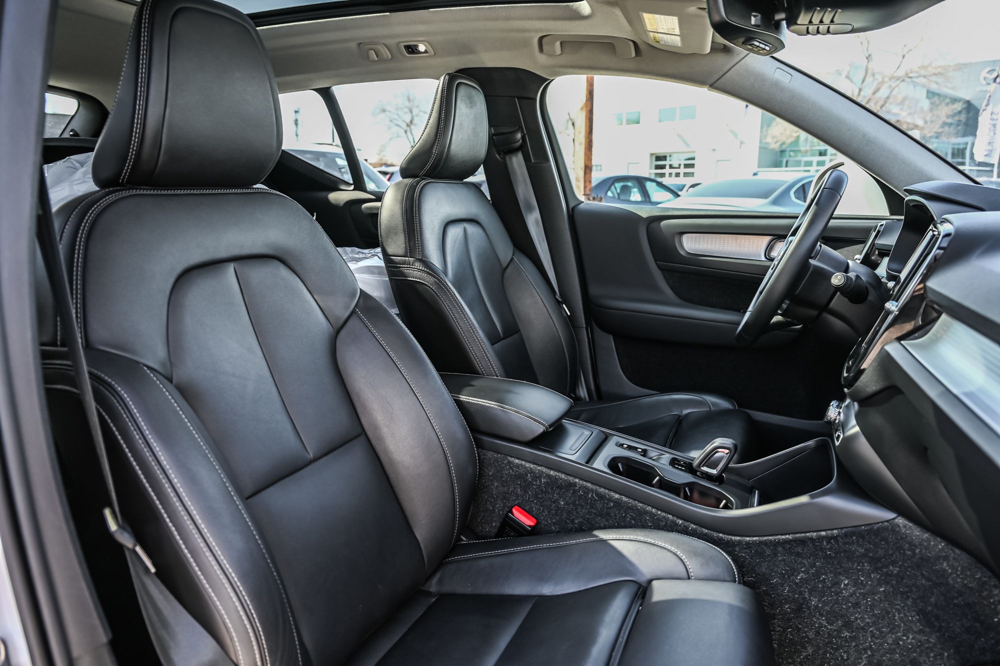 2020 Volvo XC40