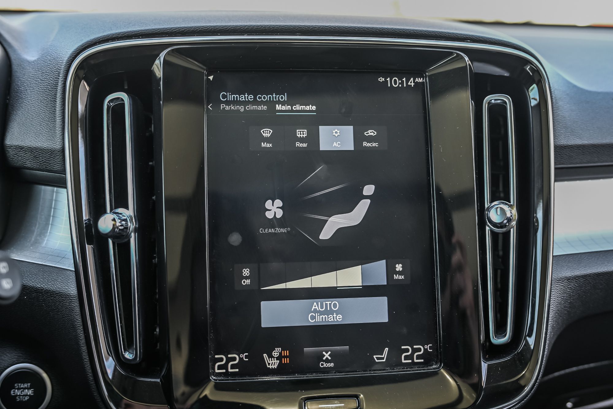 2020 Volvo XC40