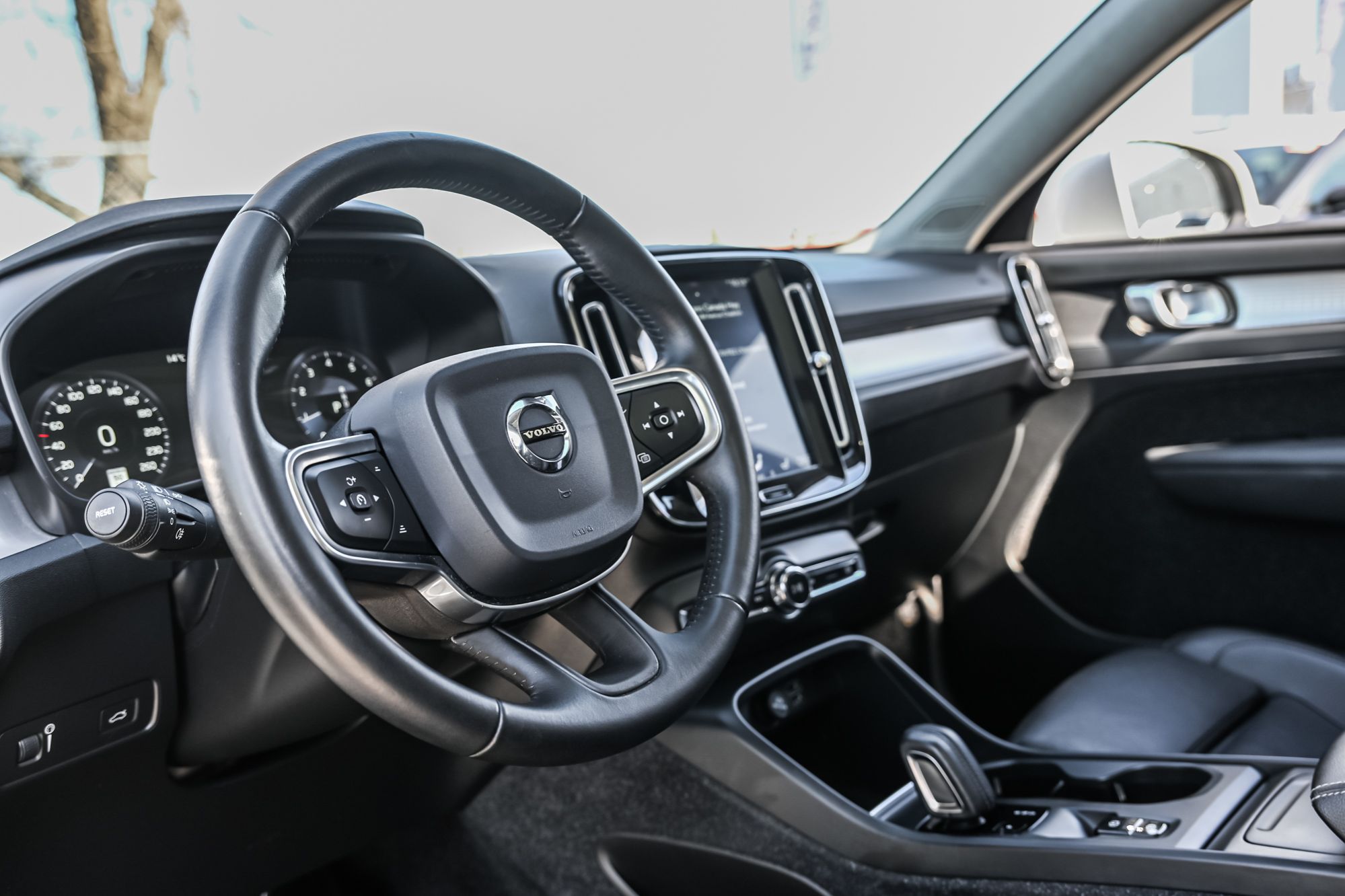 2020 Volvo XC40