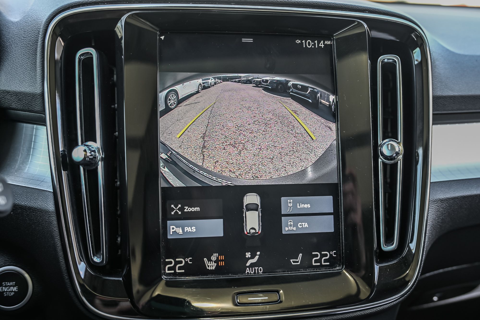 2020 Volvo XC40