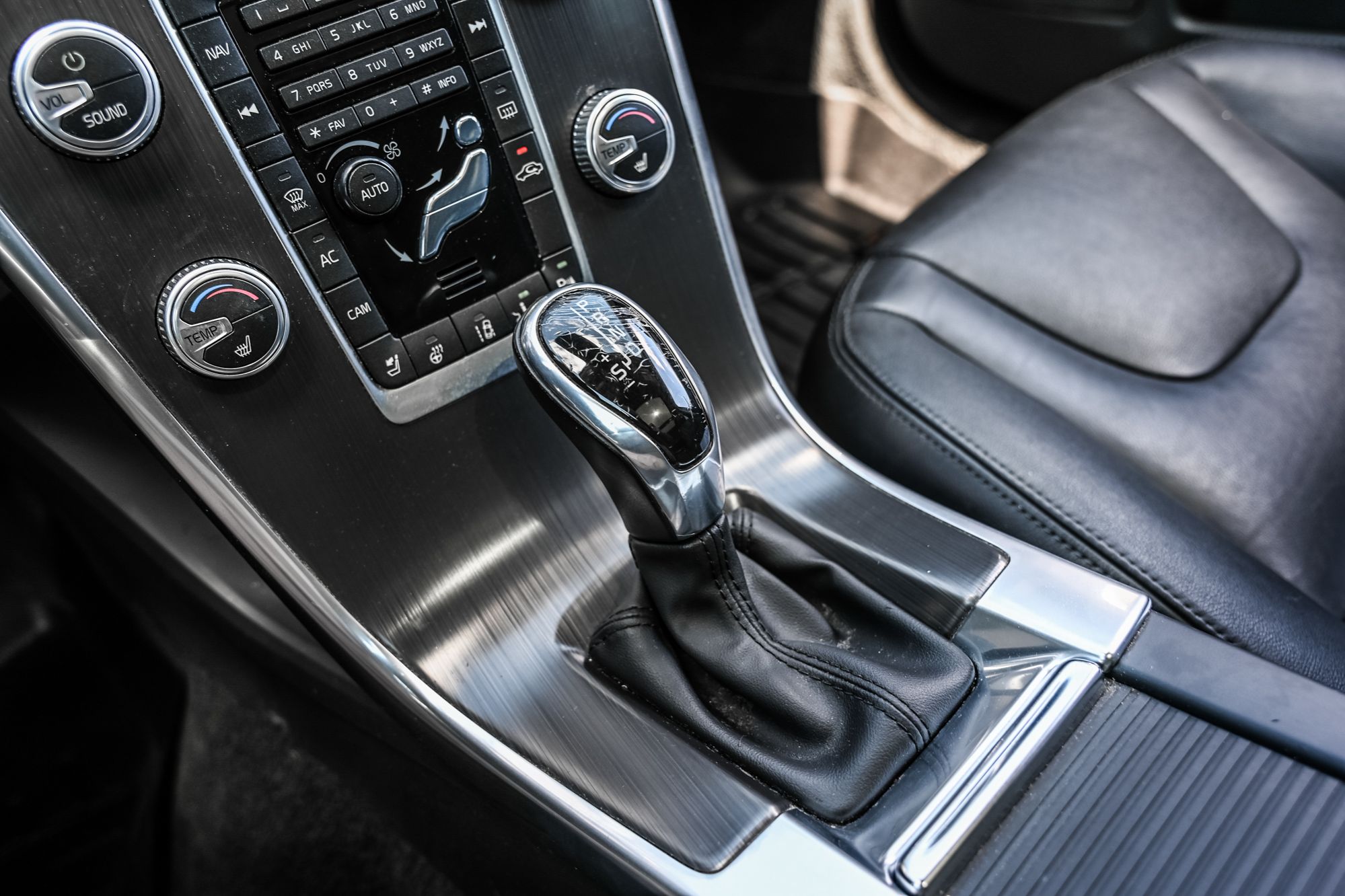 2016 Volvo XC60