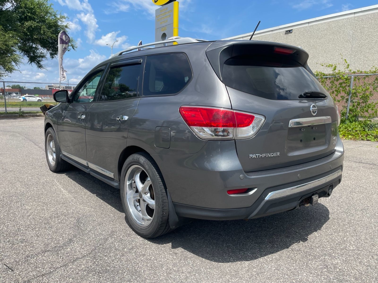 2015 Nissan Pathfinder