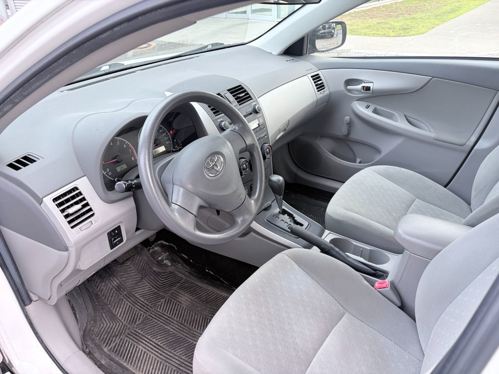 Toyota Corolla  2010