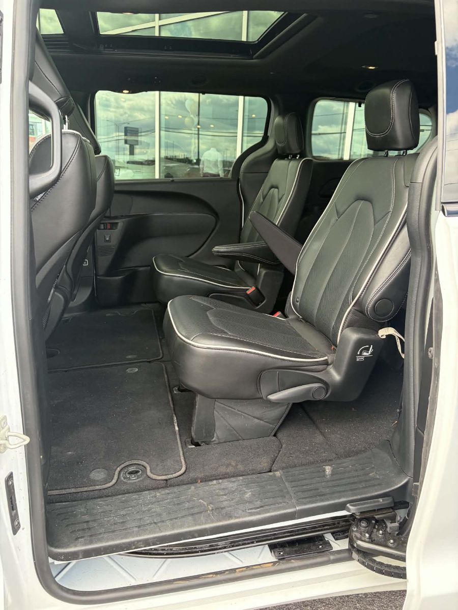 Photo Chrysler Pacifica Limited 2025 #7