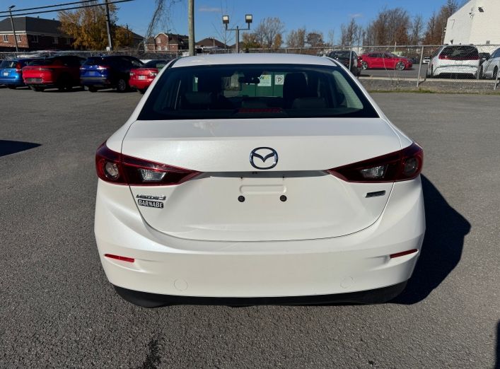 Photo 2018 Mazda Mazda3 GX #3