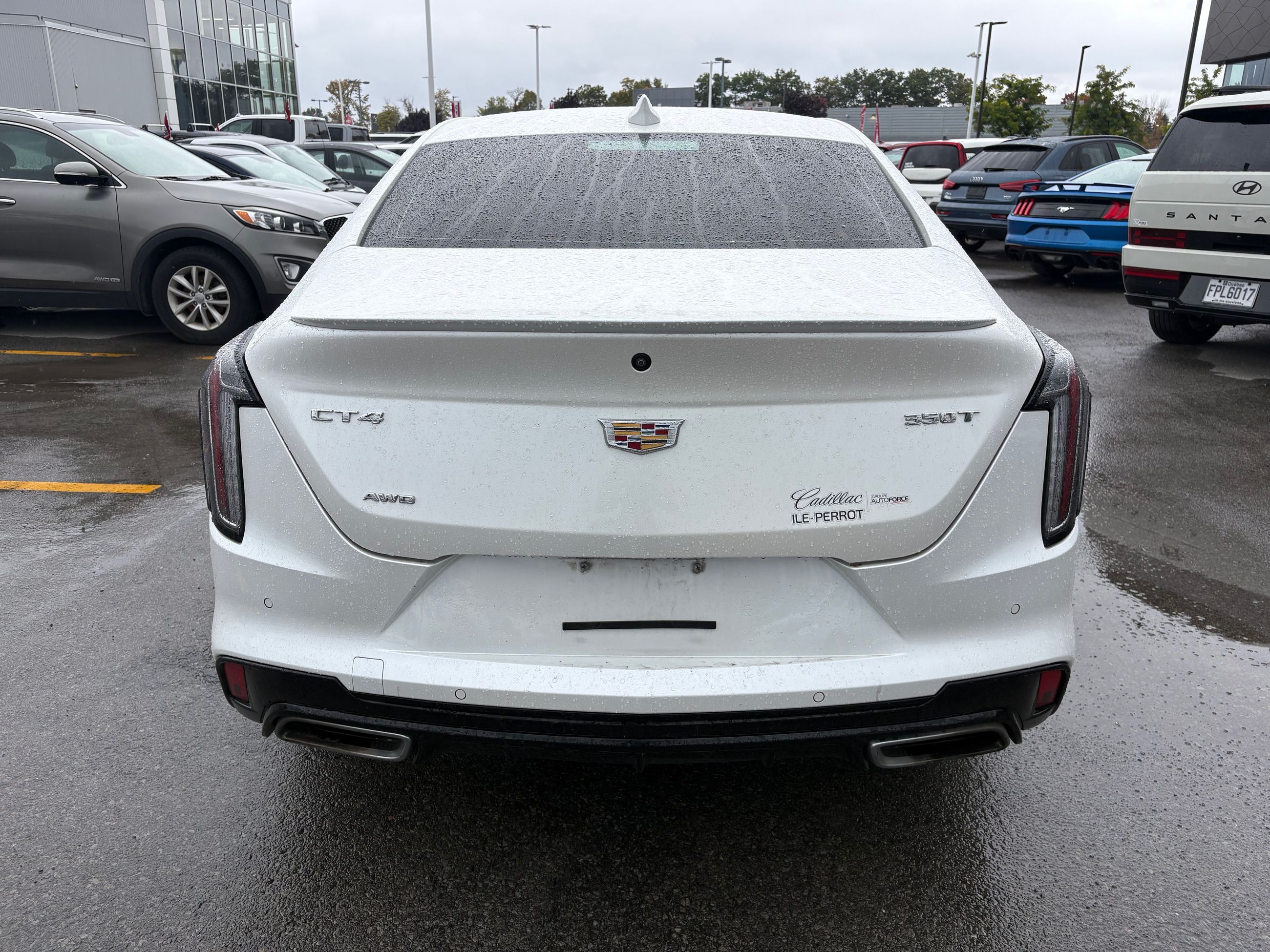 Photo Cadillac CT4 SPORT - 350T - AWD - LOADED - MINT CONDITION 2023 #6