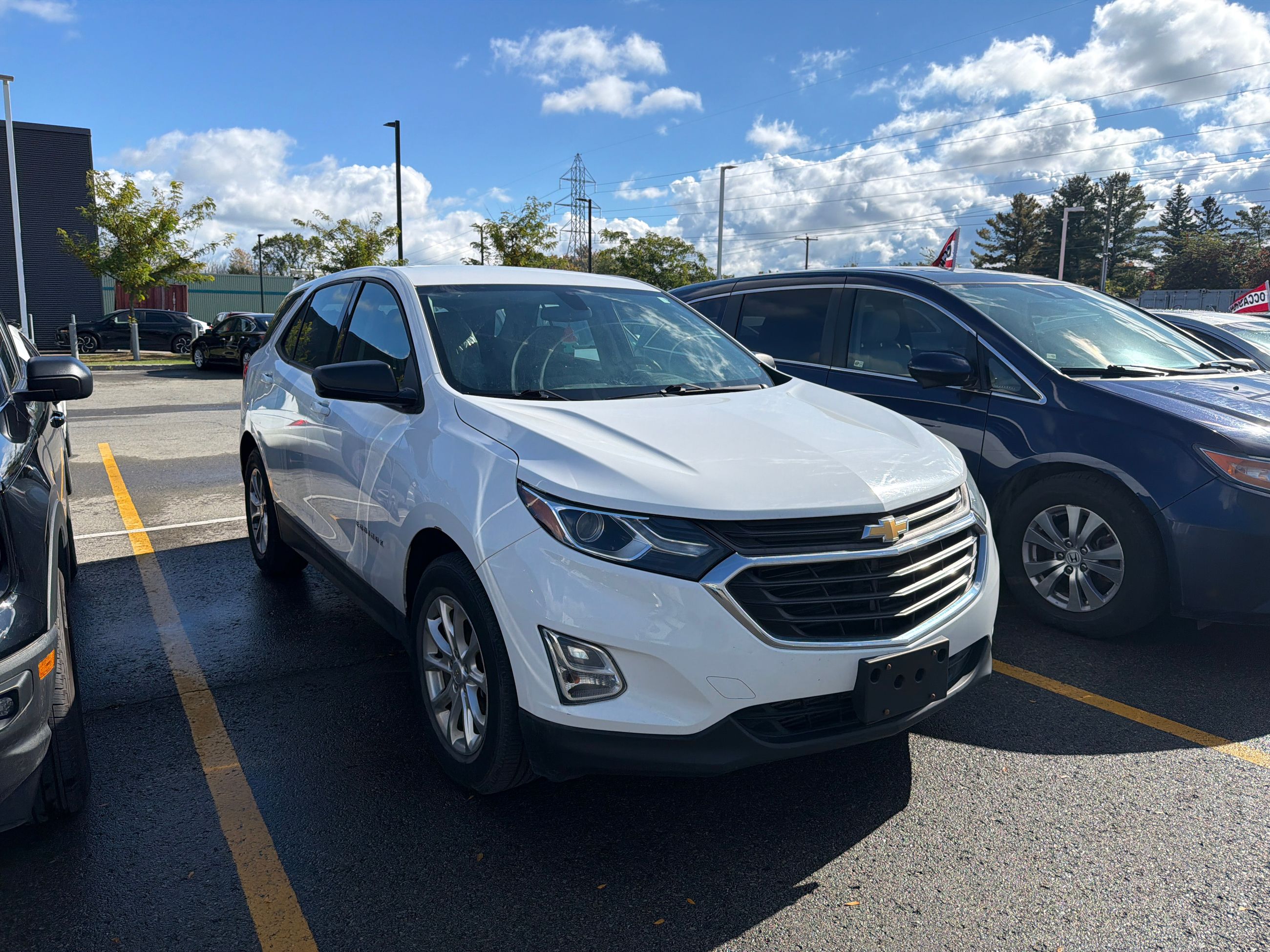 Photo 2018 Chevrolet Equinox LS, A/C, POWER GROUP, FWD, CRUISE #3
