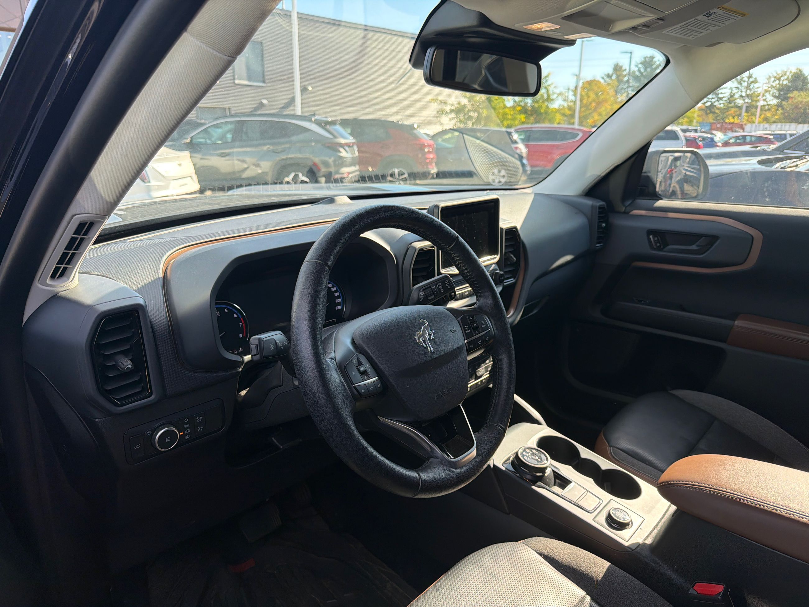 Photo Ford Bronco Sport Outer Banks, AWD, A/C, POWER GROUP, BACKUP CAMERA 2021 #3
