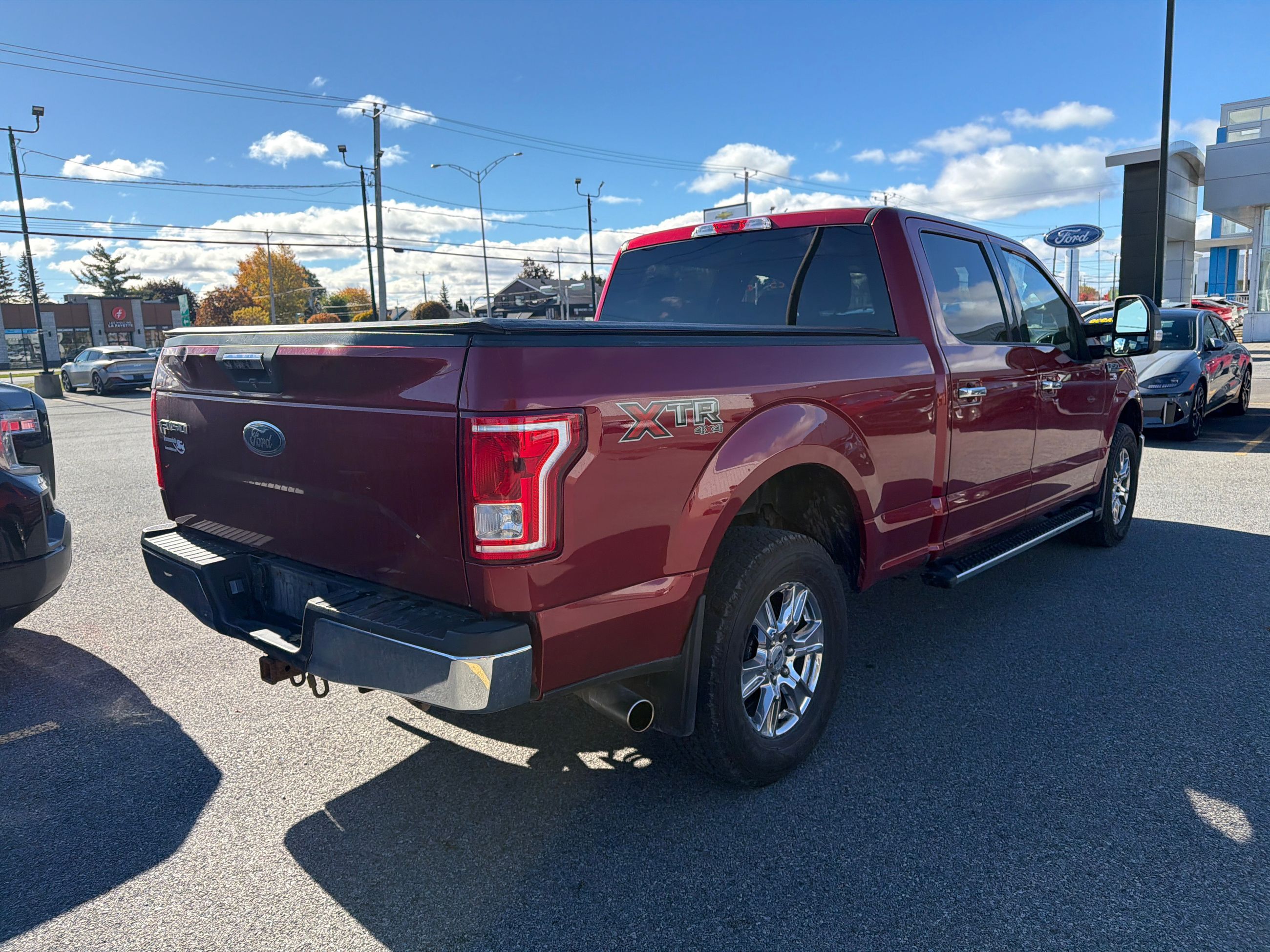 Photo 2016 Ford F-150 4WD Super Crew 145'' WB ROUGE #2