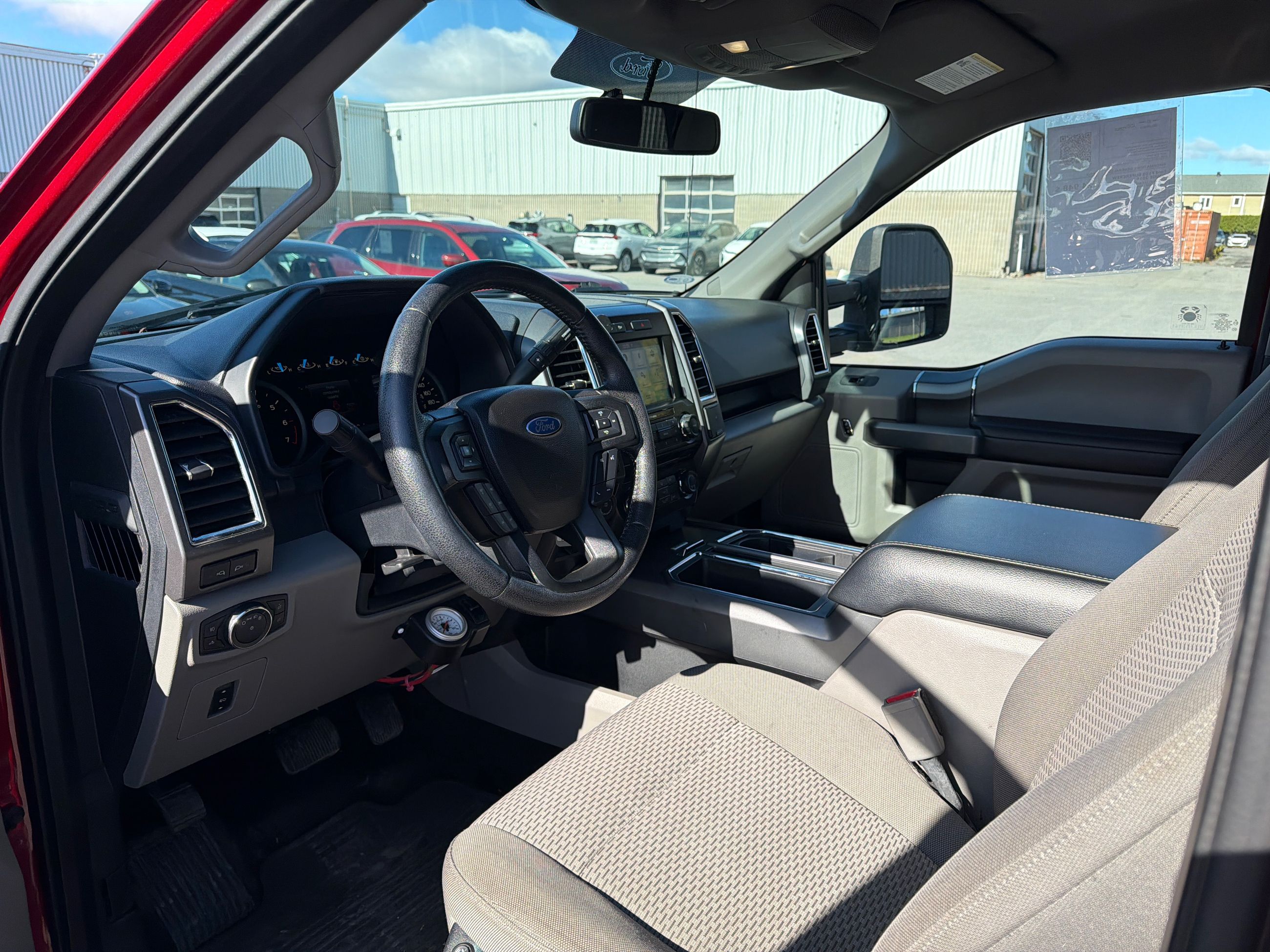 Photo 2016 Ford F-150 4WD Super Crew 145'' WB ROUGE #4