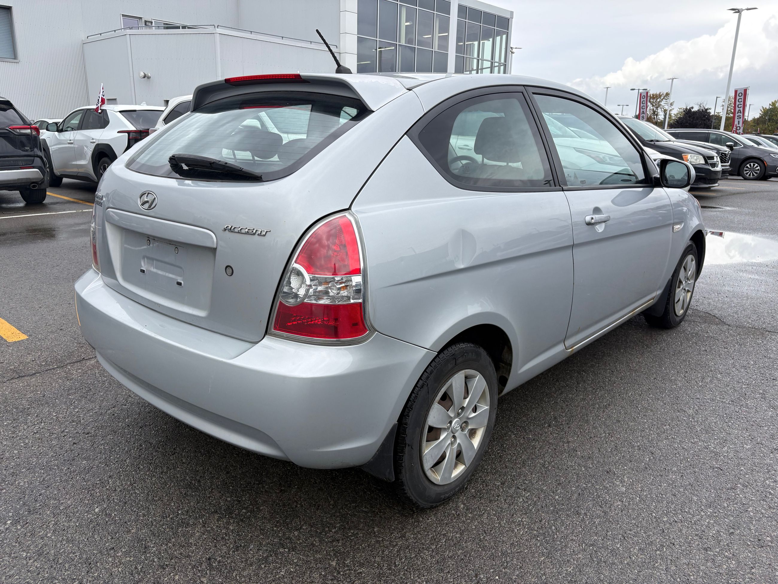 Photo 2010 Hyundai Accent GL - MANUEL - A/C - HEATED SEATS #5