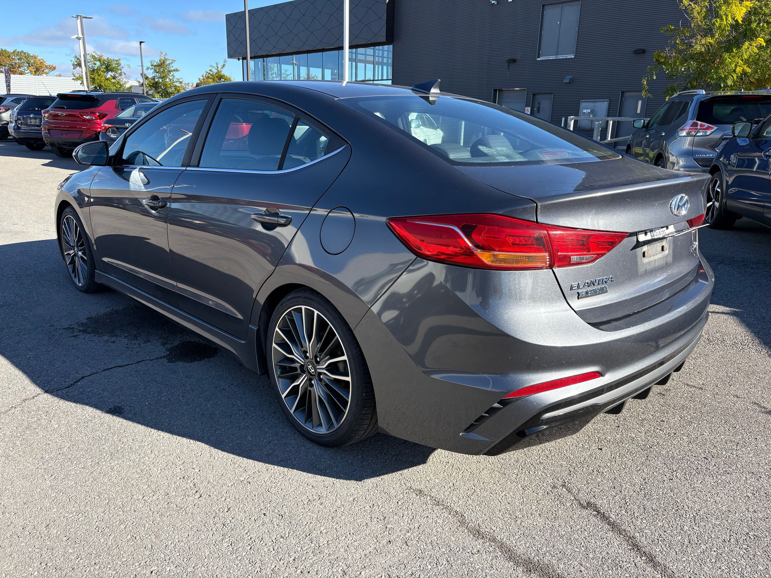 Photo Hyundai Elantra SPORT - 1.6T - AUTOMATIC - LEATHER - SUNROOF 2017 #7