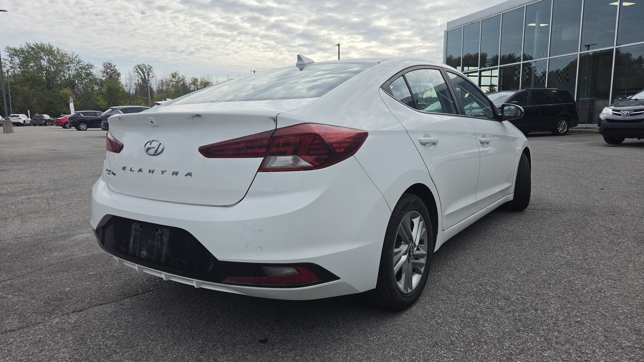 Photo Hyundai Elantra Preferred 2019 #5