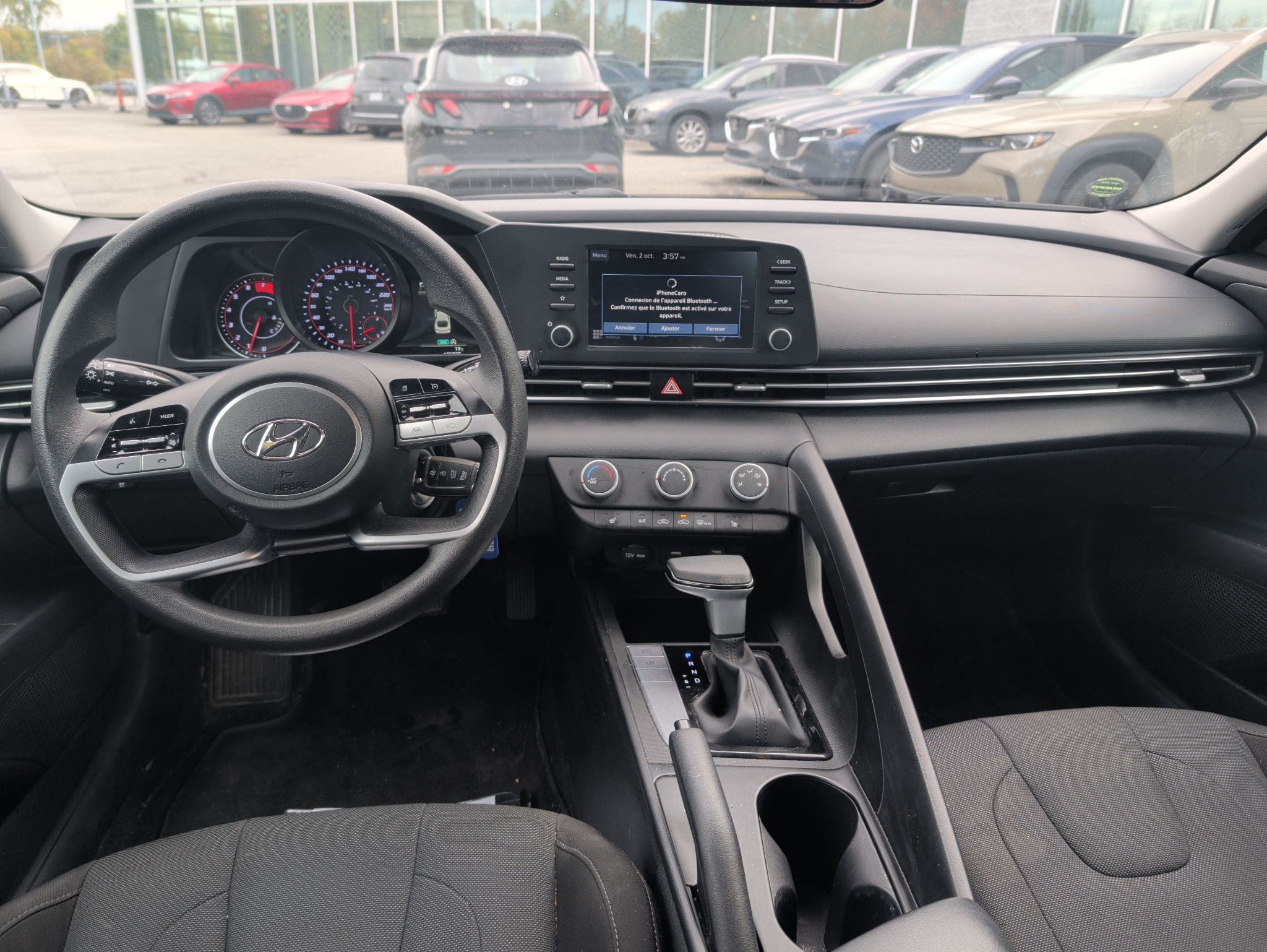 Photo 2023 Hyundai Elantra Essential #8